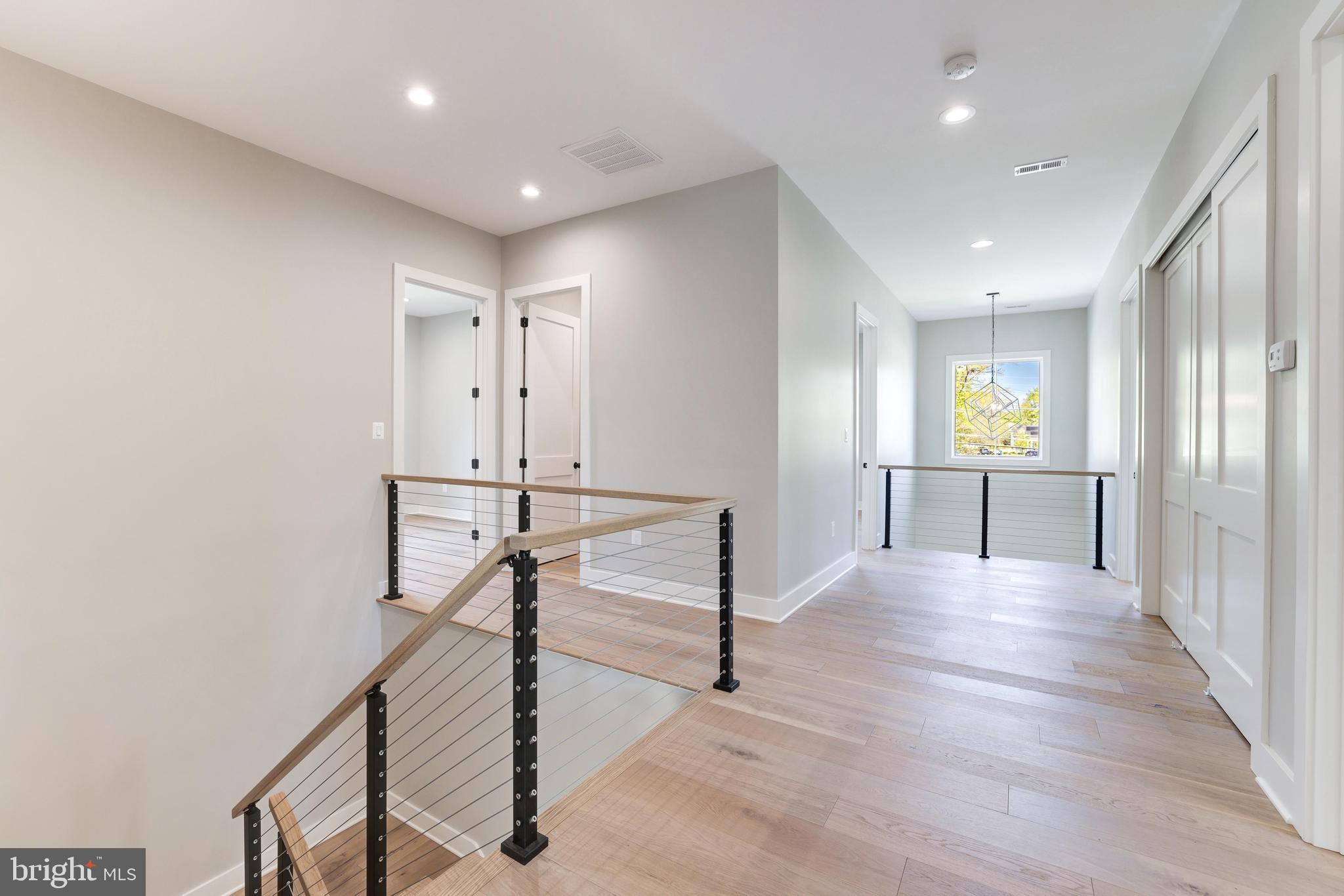 PIMMIT HILLS - Residential