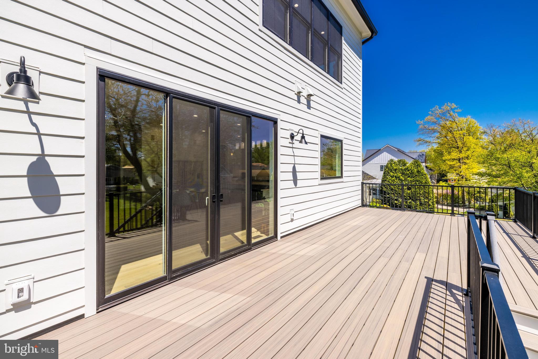 PIMMIT HILLS - Residential