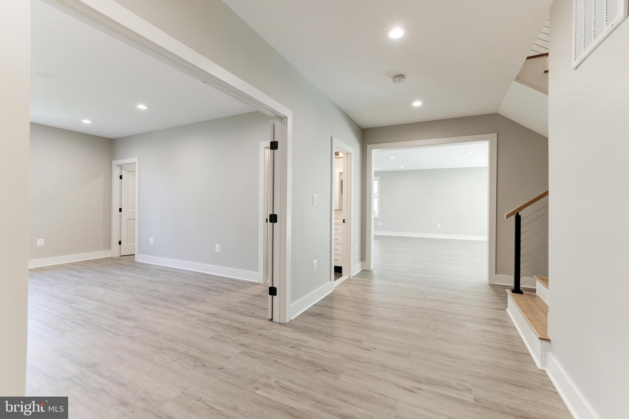 PIMMIT HILLS - Residential