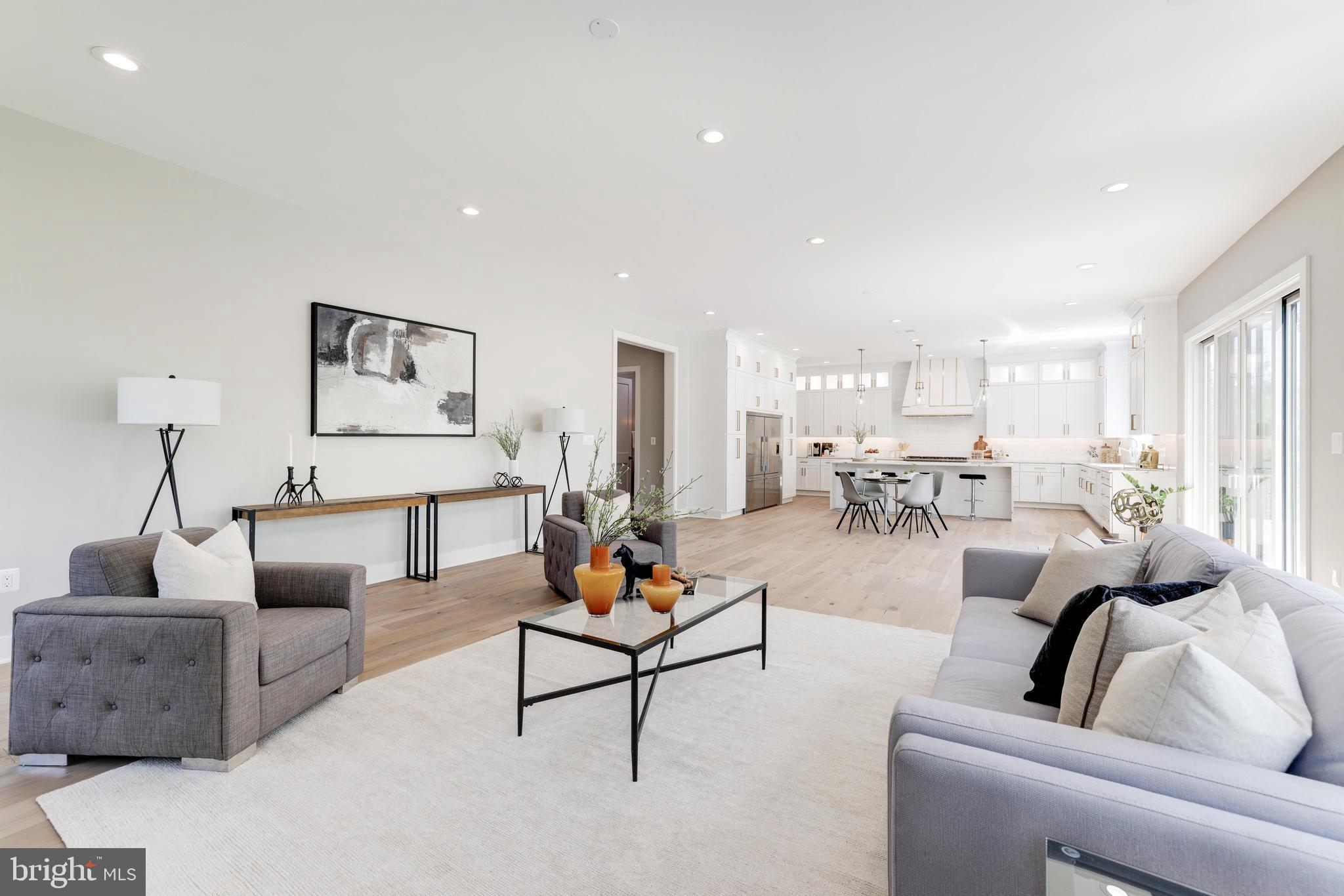 PIMMIT HILLS - Residential