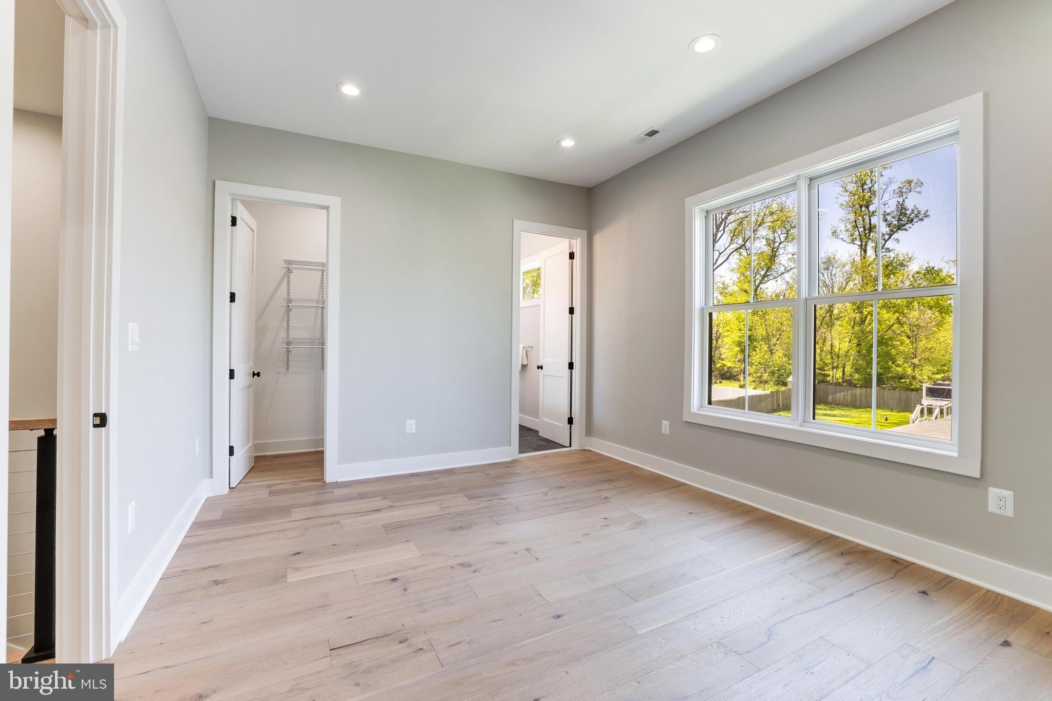 PIMMIT HILLS - Residential