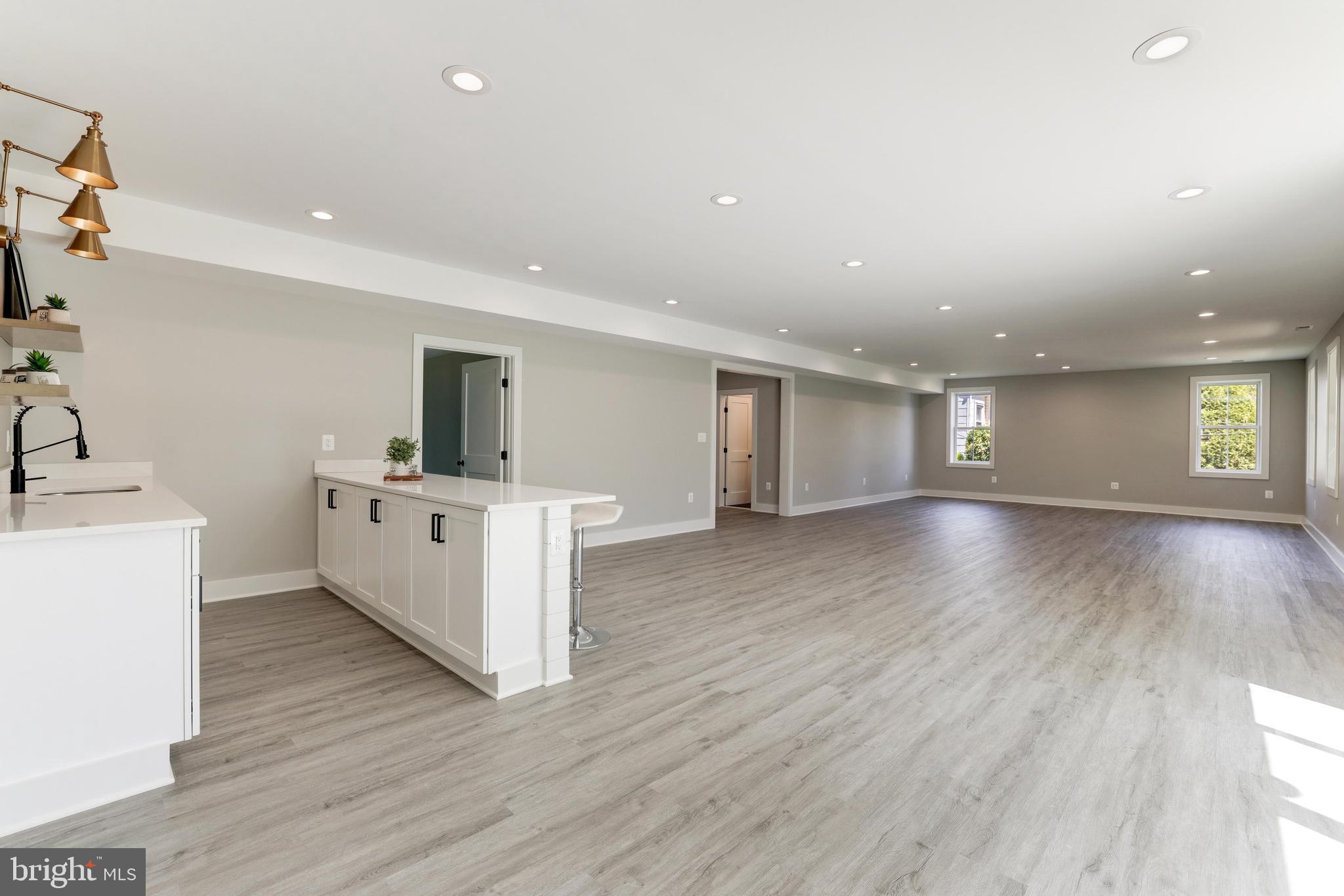 PIMMIT HILLS - Residential