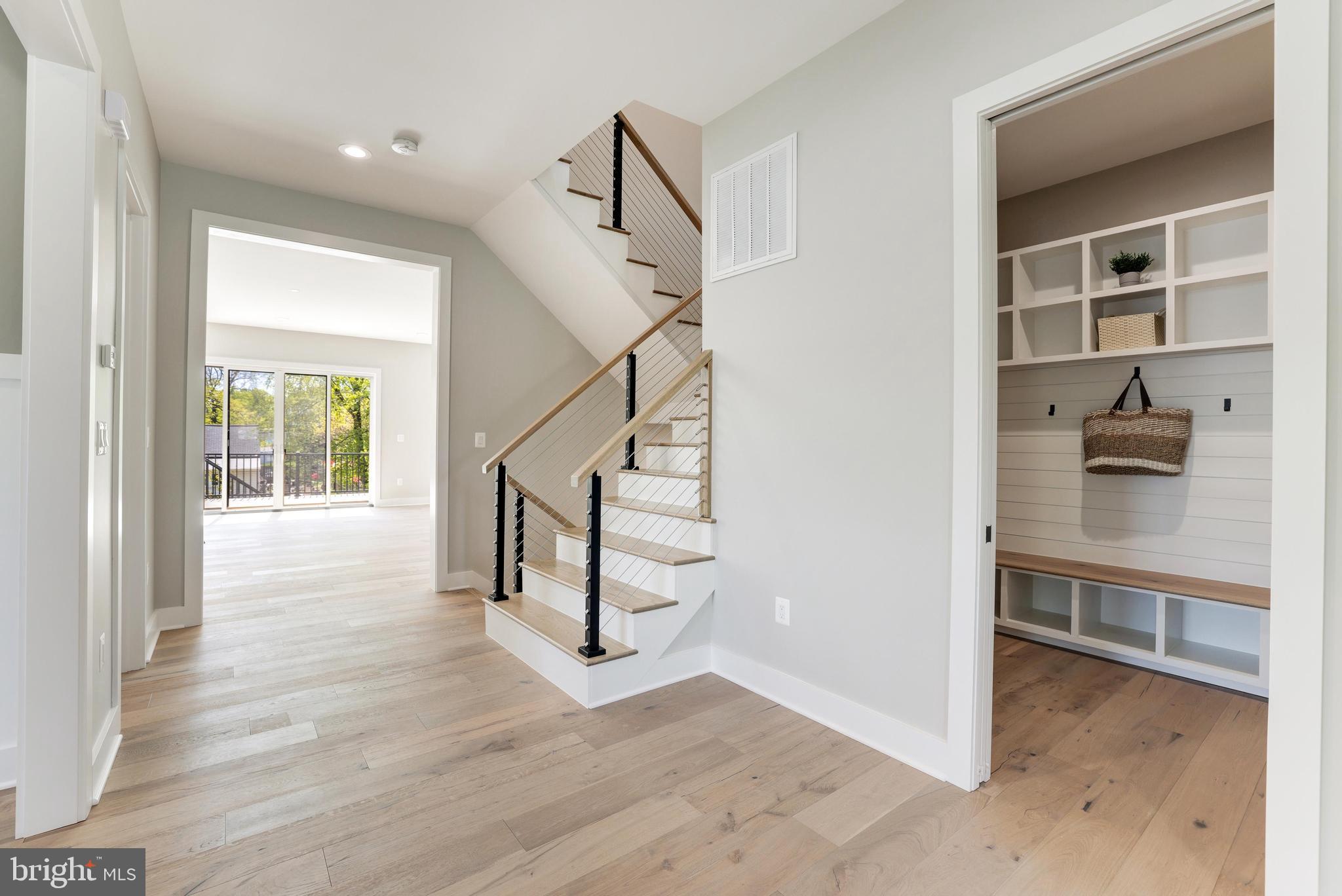 PIMMIT HILLS - Residential