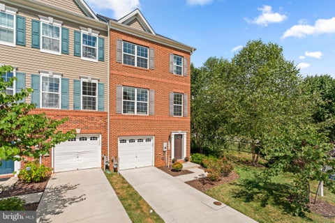 Townhouse For Sale - 1008 Linden Drive<br/> HANOVER, MD 21076