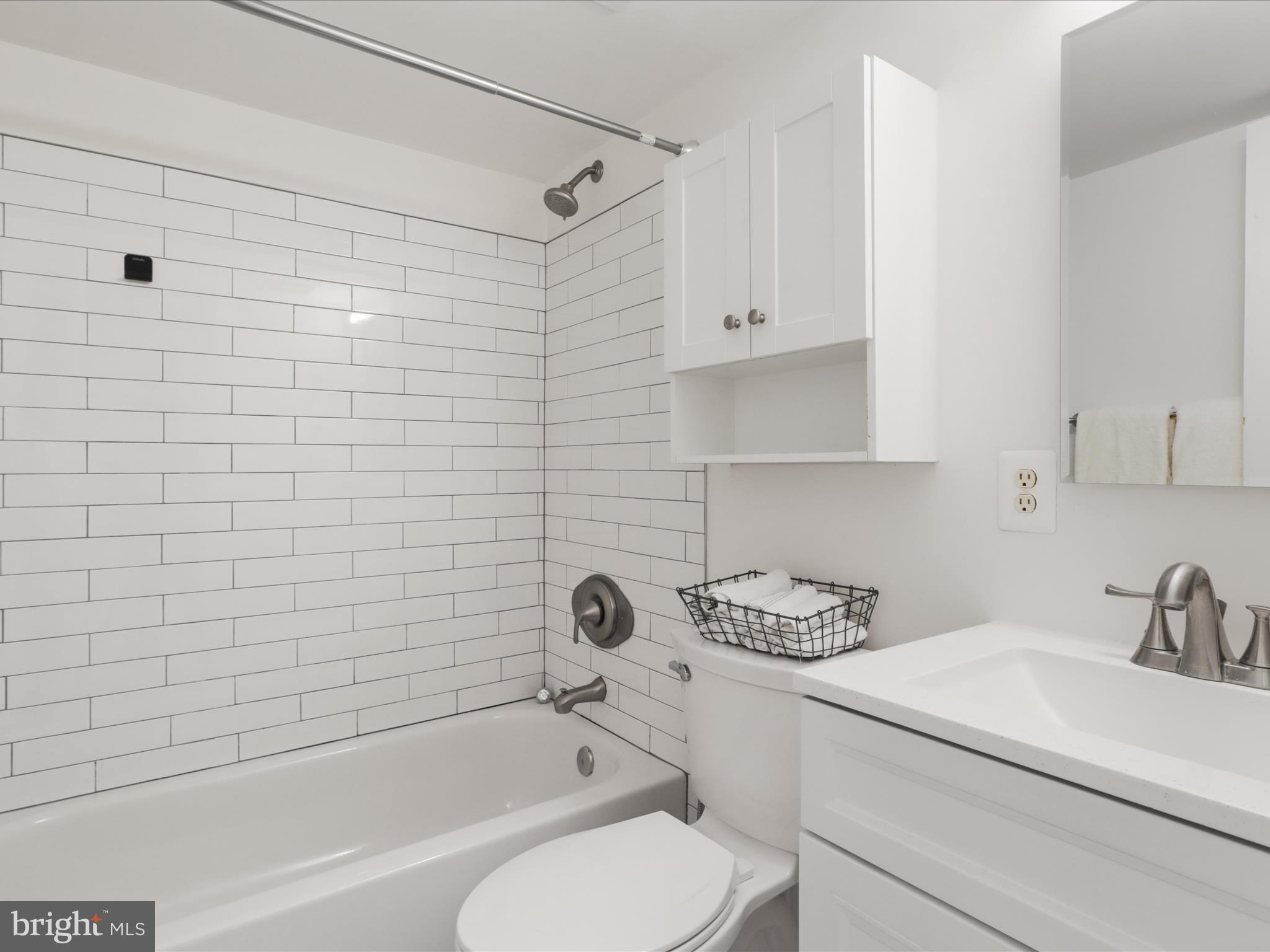 PARKSIDE AT ALEXANDRIA - Residential