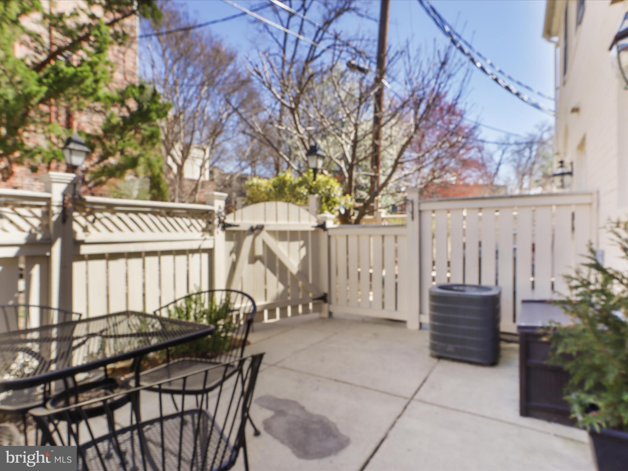 PARKSIDE AT ALEXANDRIA - Residential