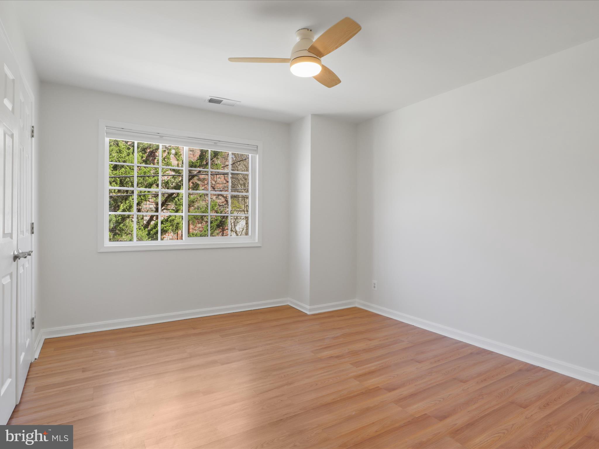 PARKSIDE AT ALEXANDRIA - Residential