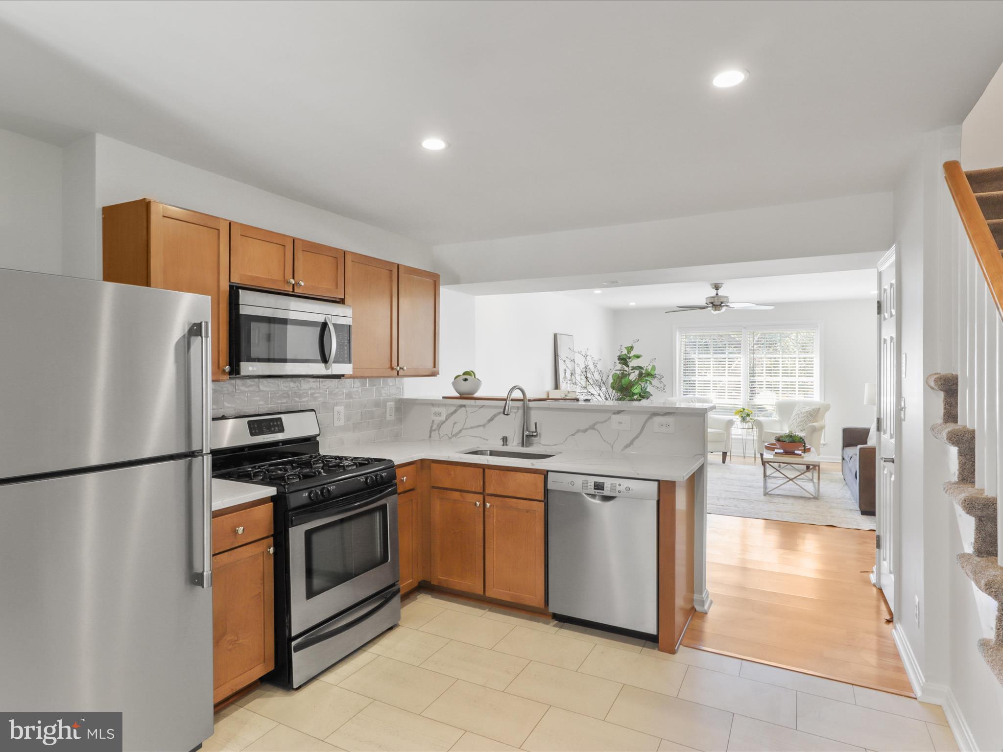 PARKSIDE AT ALEXANDRIA - Residential