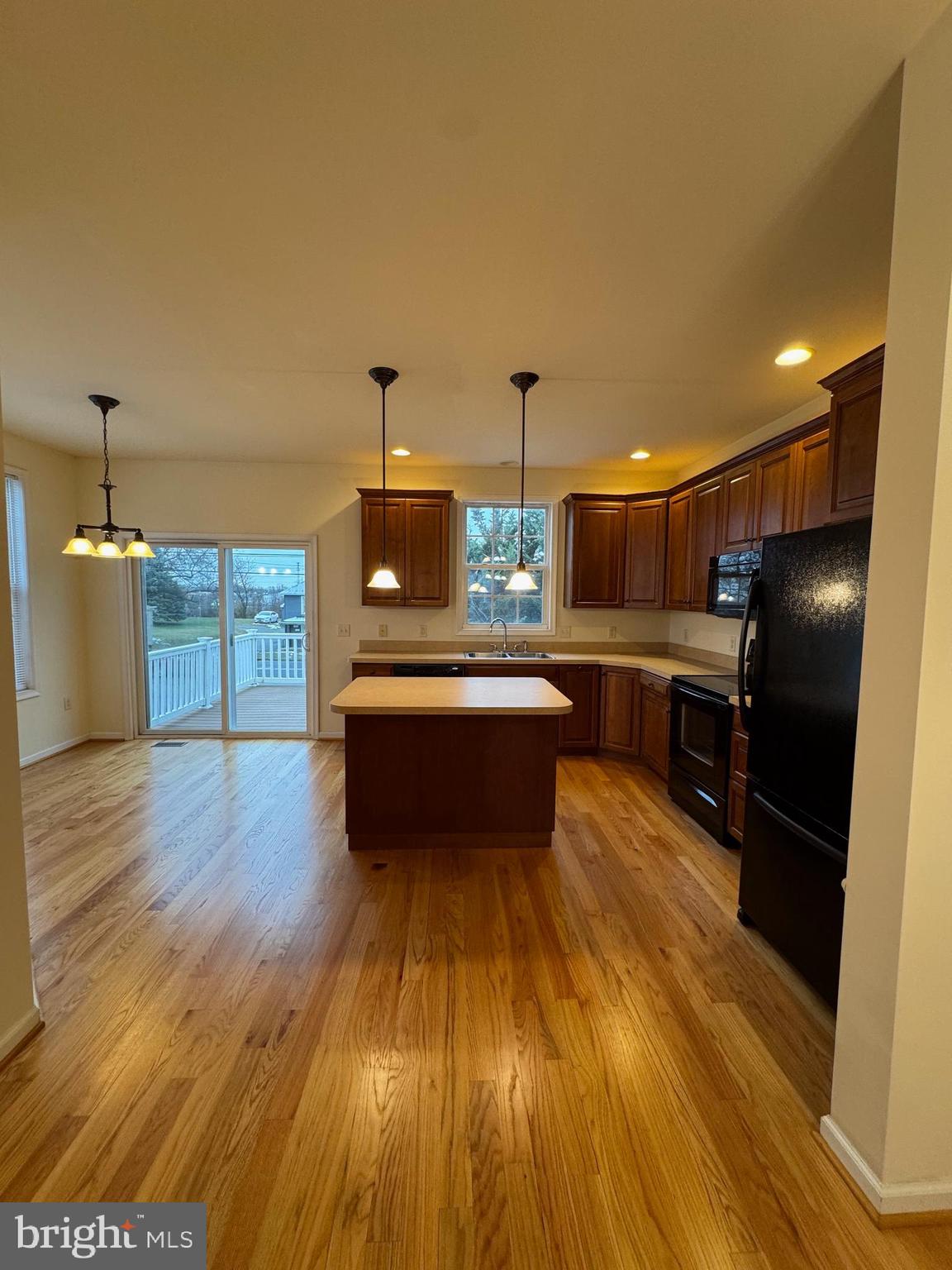 KEYSTONE MANOR - Residential Lease