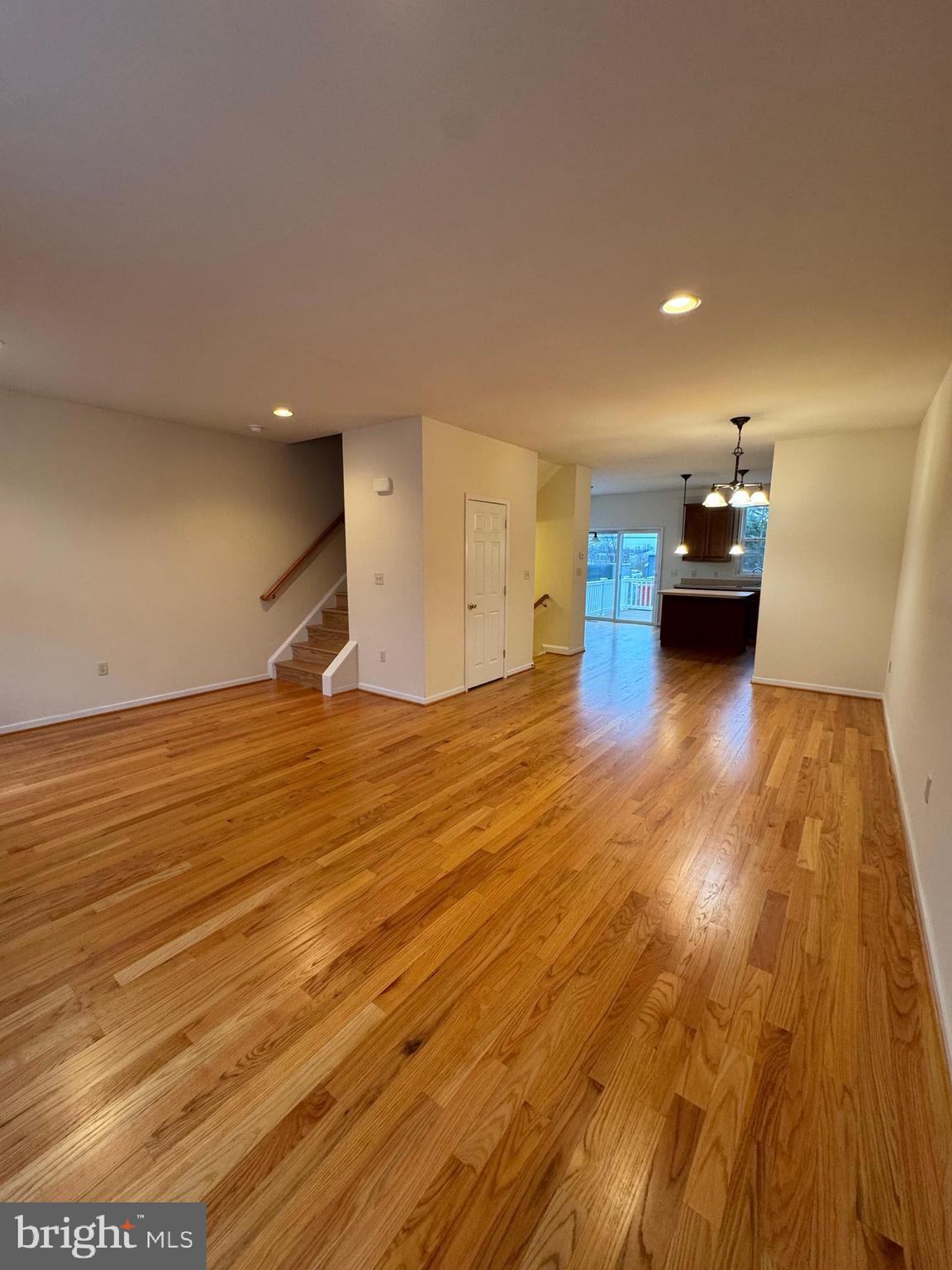 KEYSTONE MANOR - Residential Lease