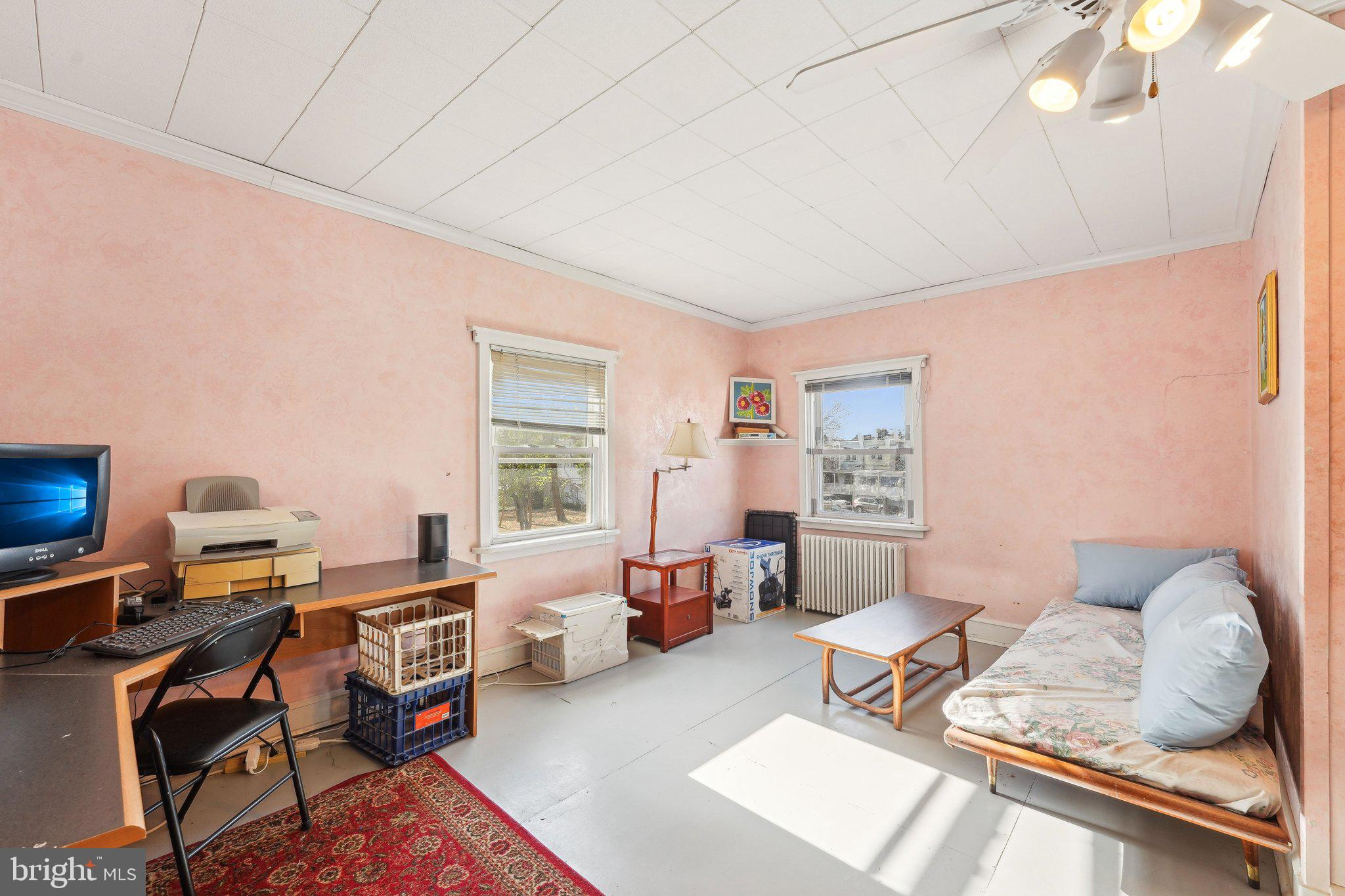 WEST OAK LANE - Residential