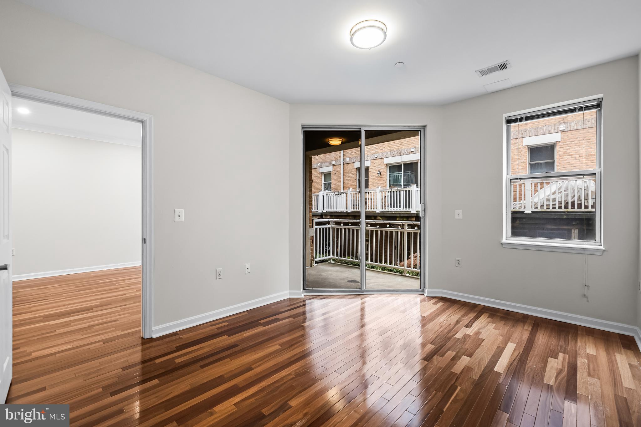 PIERSIDE AT HARBORVIEW - Residential