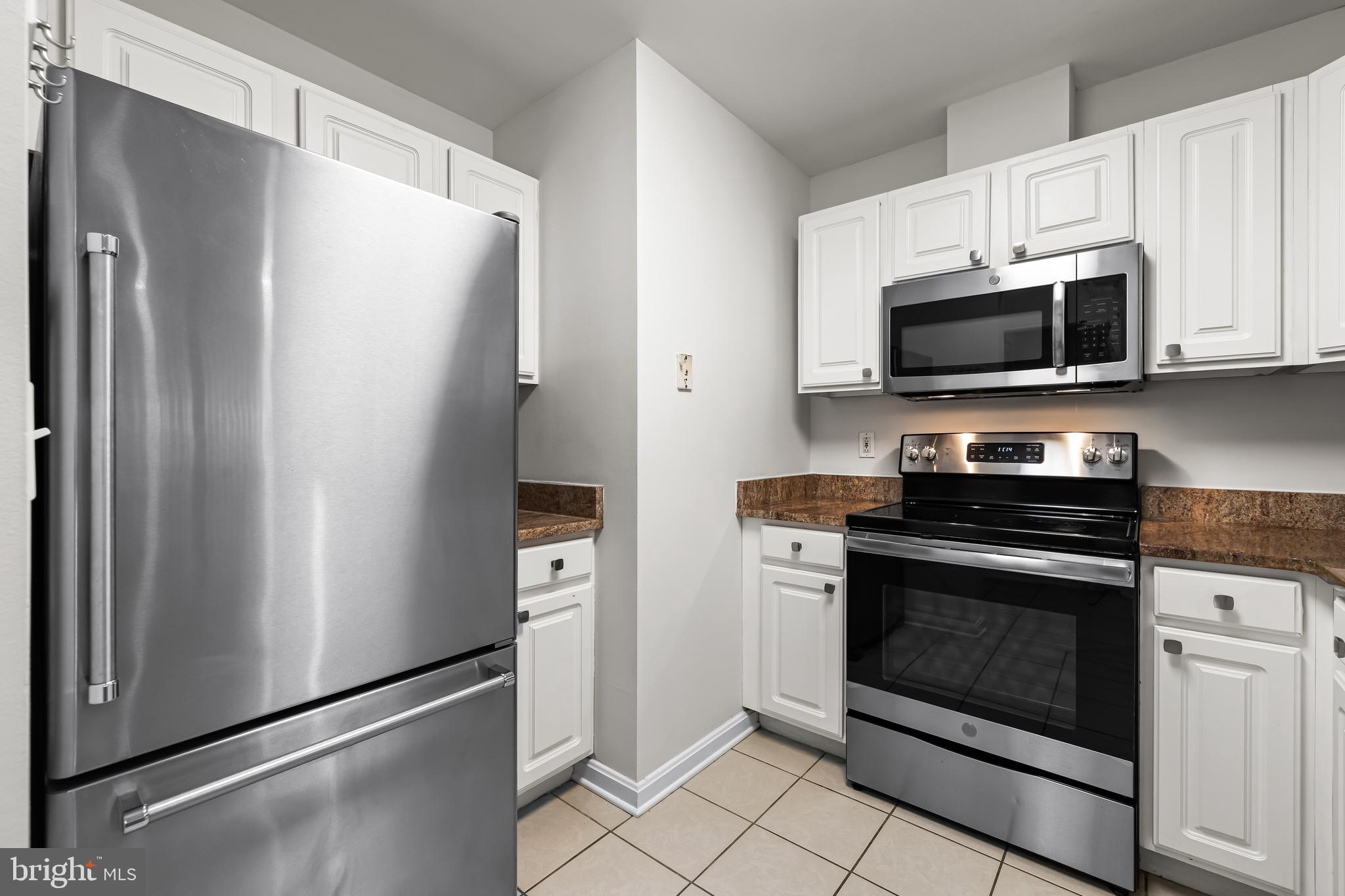 PIERSIDE AT HARBORVIEW - Residential