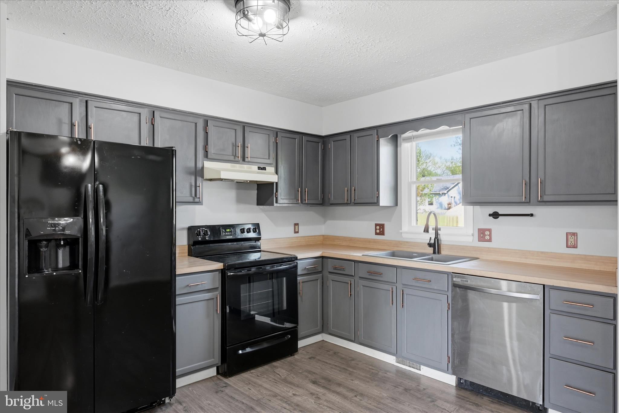 GREENBRIAR VILLAGE - Residential