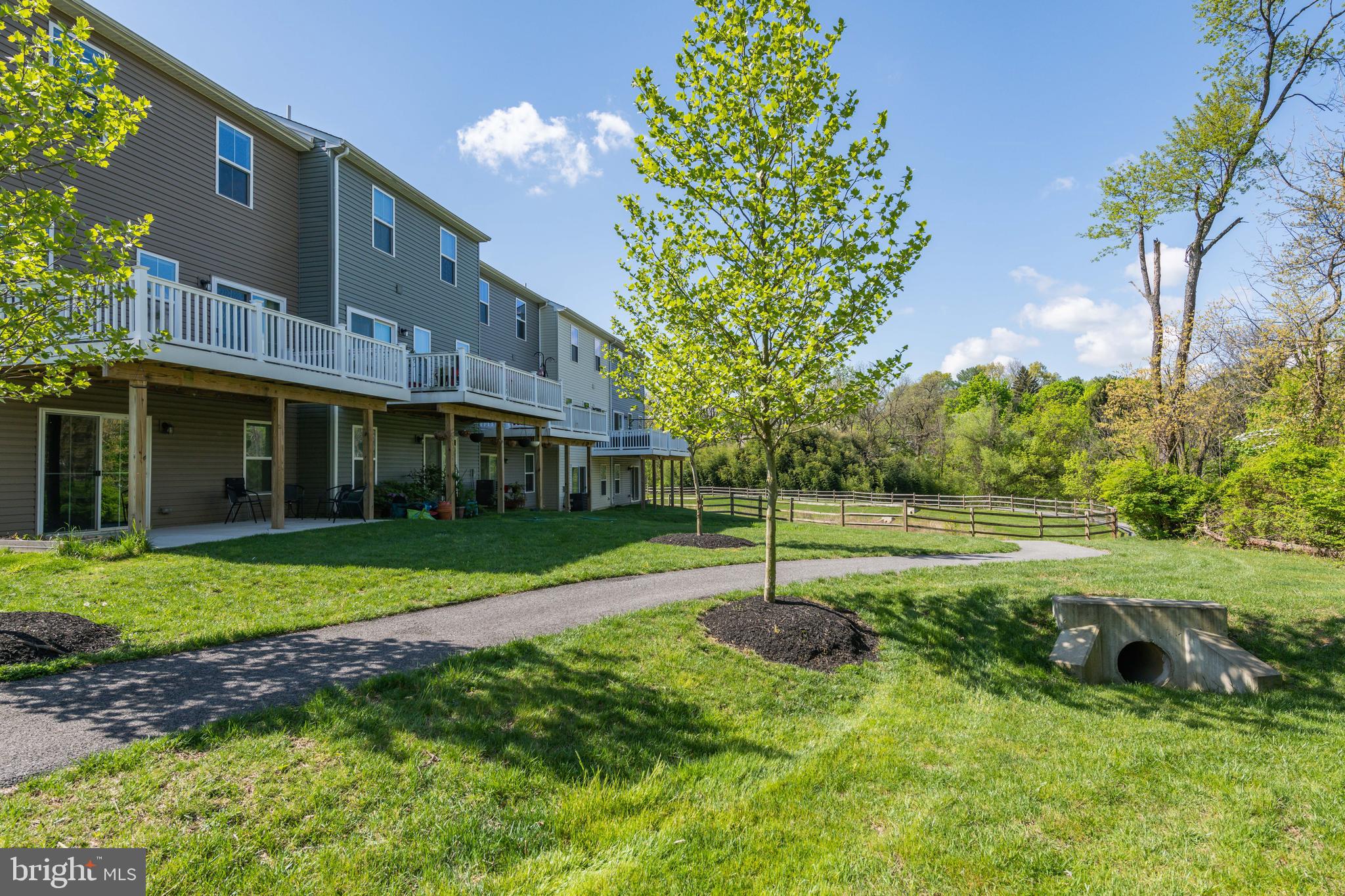 MALVERN WALK - Residential Lease