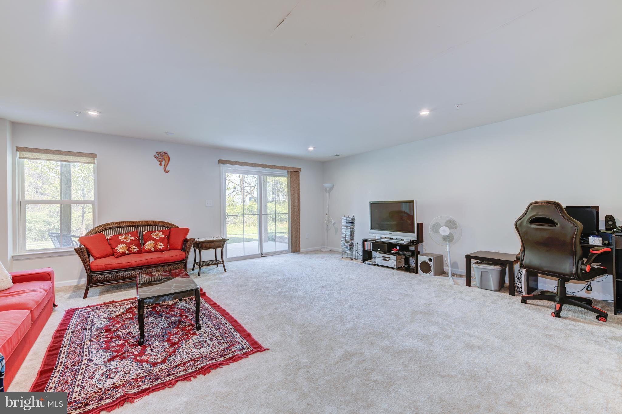 MALVERN WALK - Residential Lease