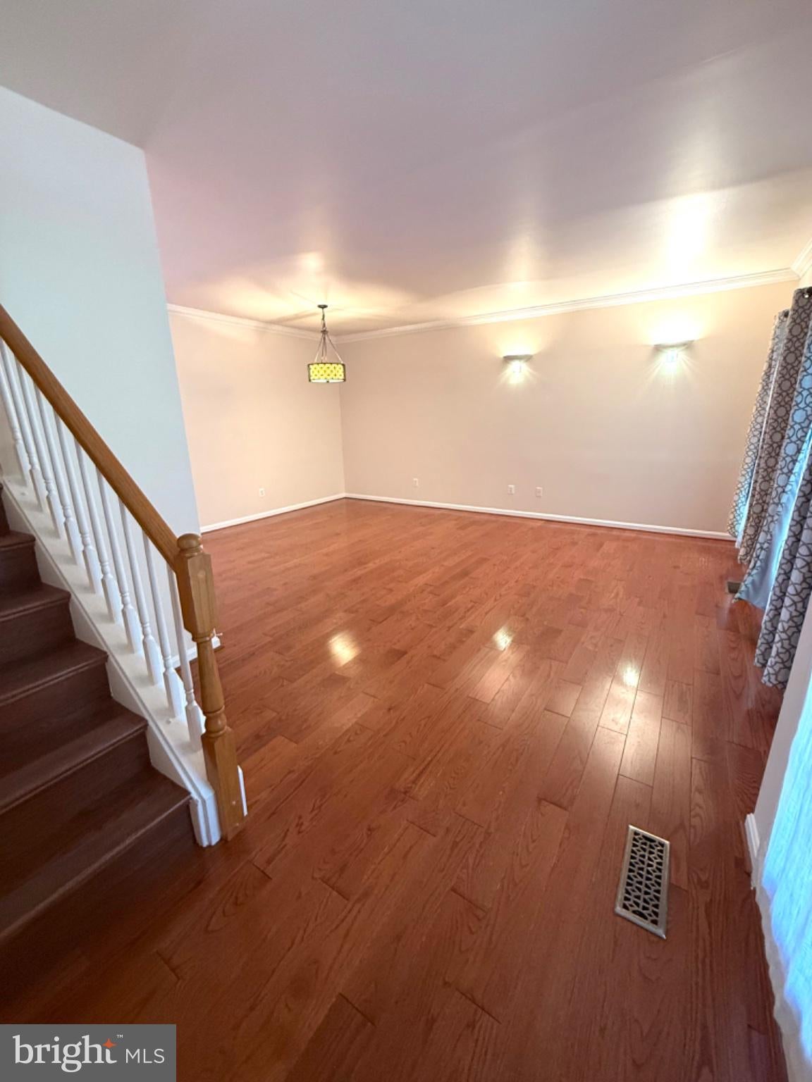 20597 BANBURY SQUARE