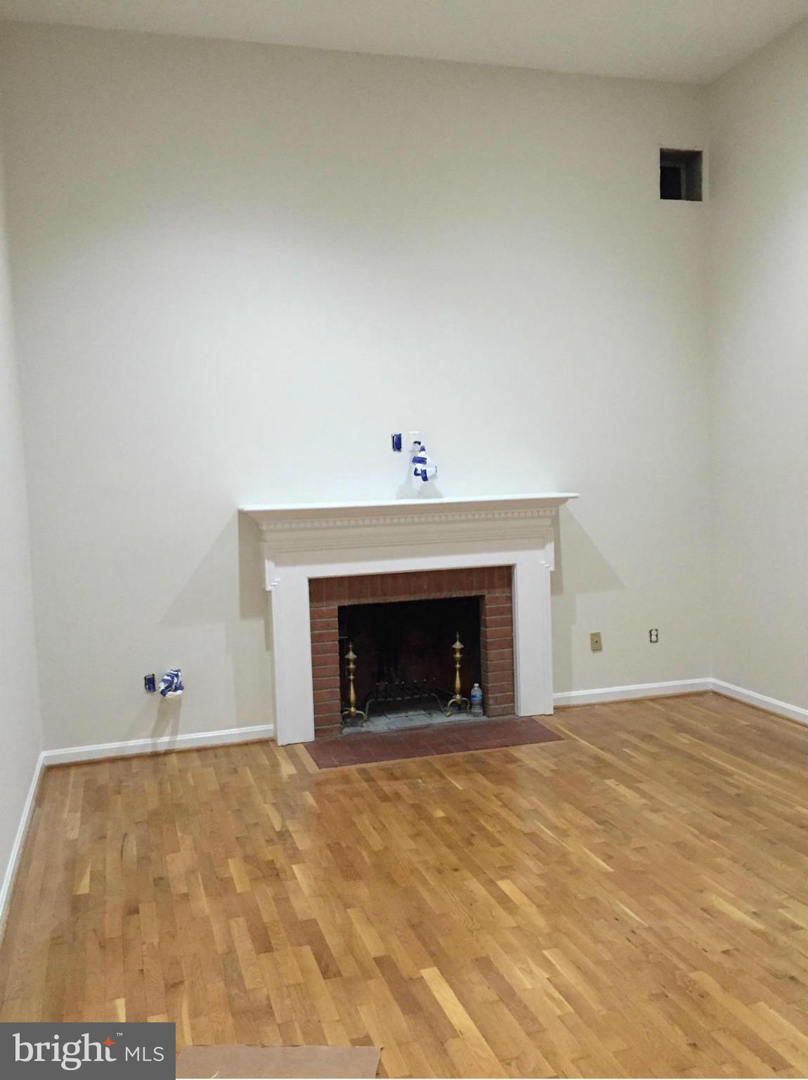 KINGS MANOR TOWNE HOUSES - Residential Lease