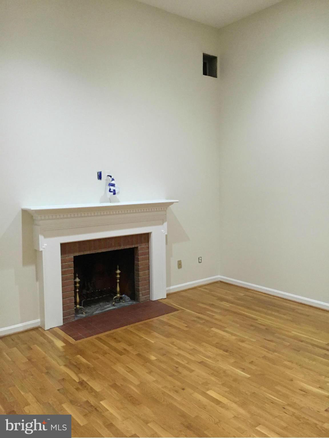 KINGS MANOR TOWNE HOUSES - Residential Lease