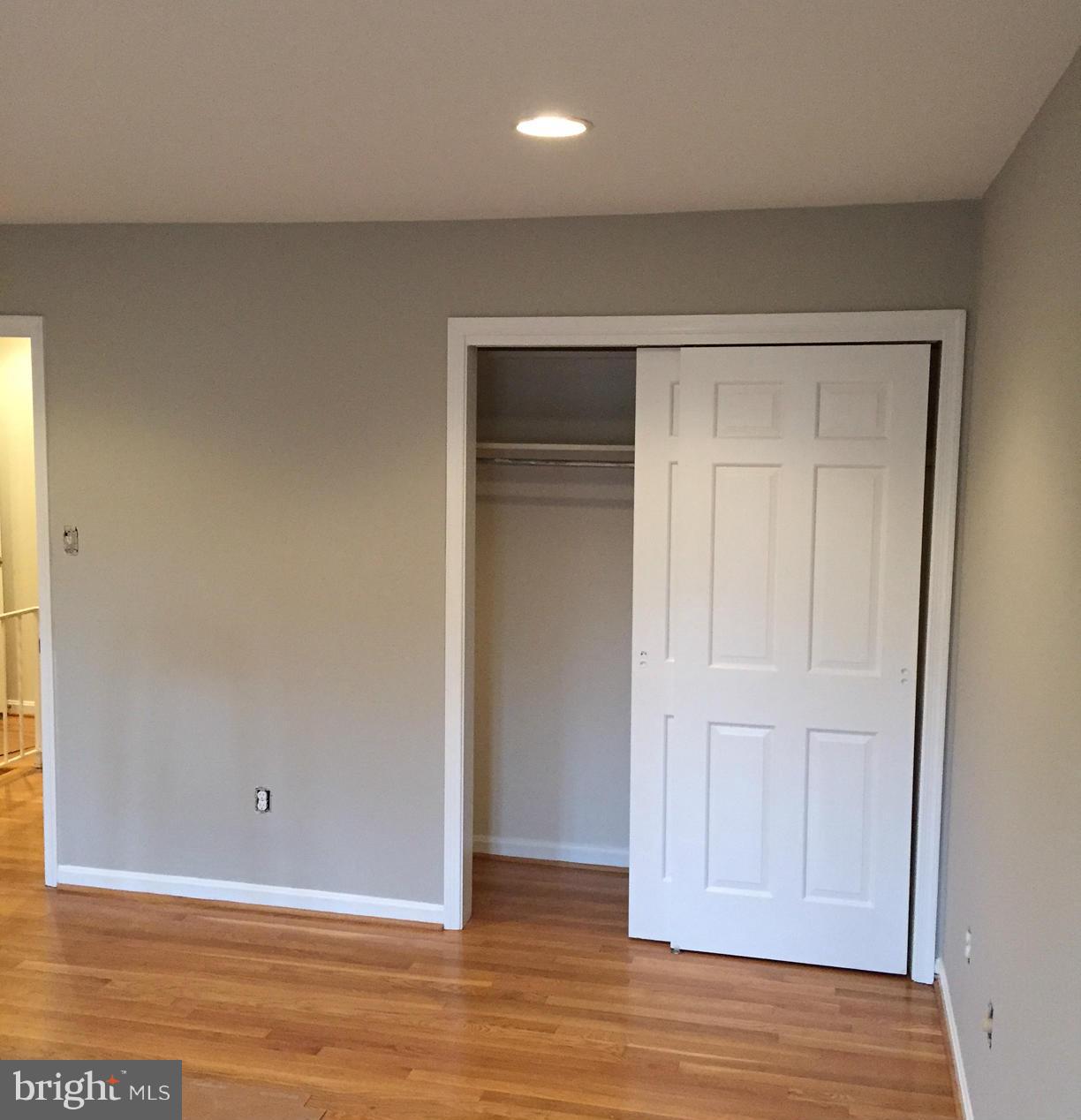 KINGS MANOR TOWNE HOUSES - Residential Lease