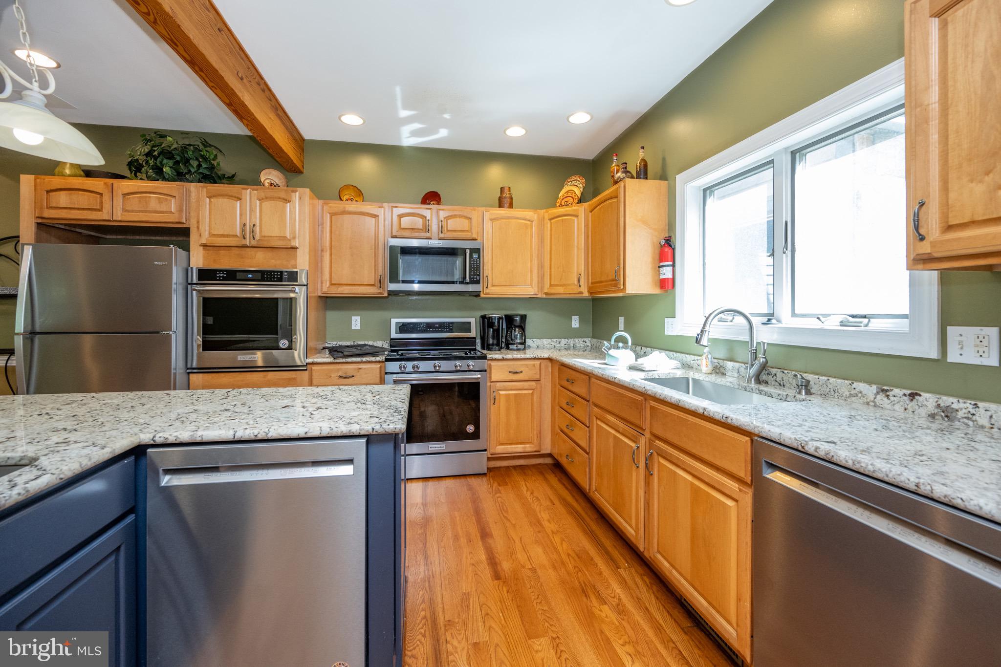 ALPINE SHORES - Residential