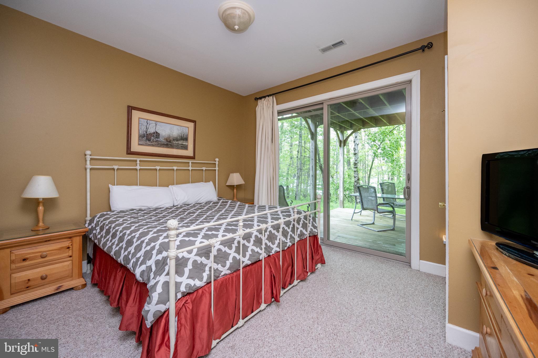 ALPINE SHORES - Residential