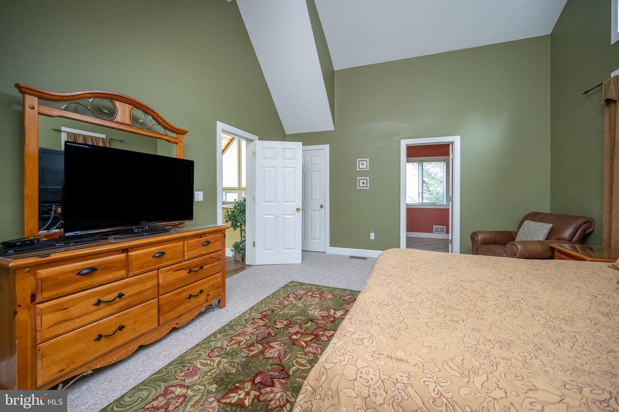 ALPINE SHORES - Residential