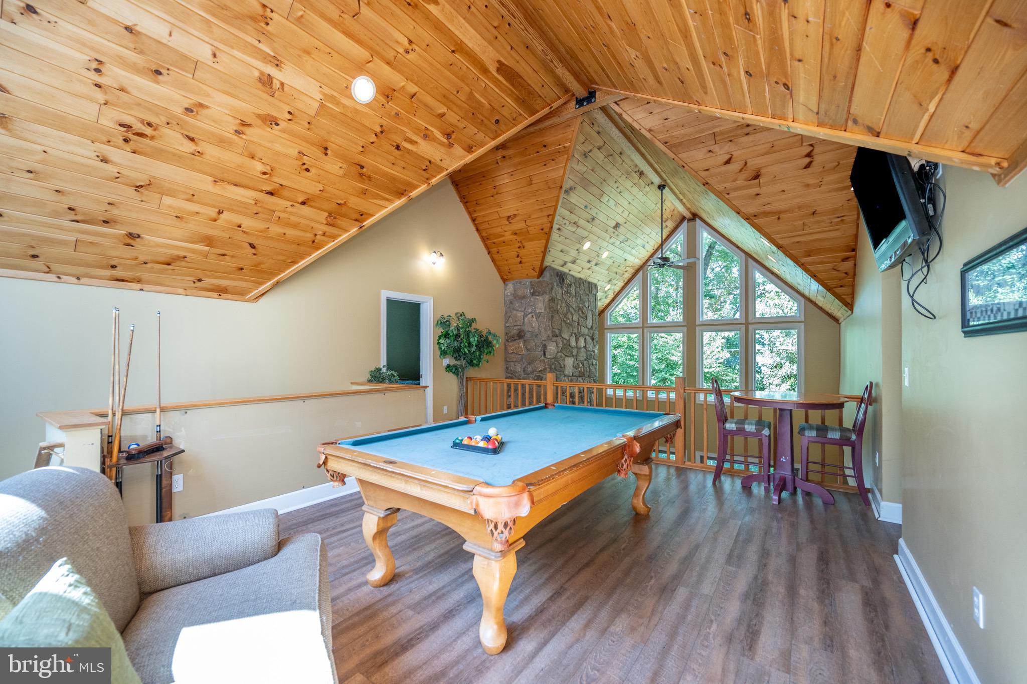 ALPINE SHORES - Residential