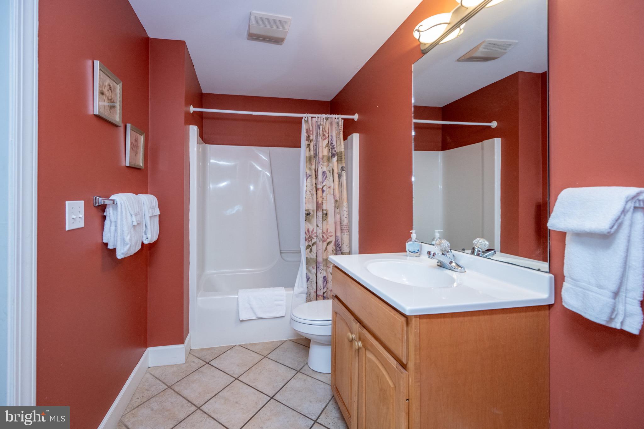 ALPINE SHORES - Residential