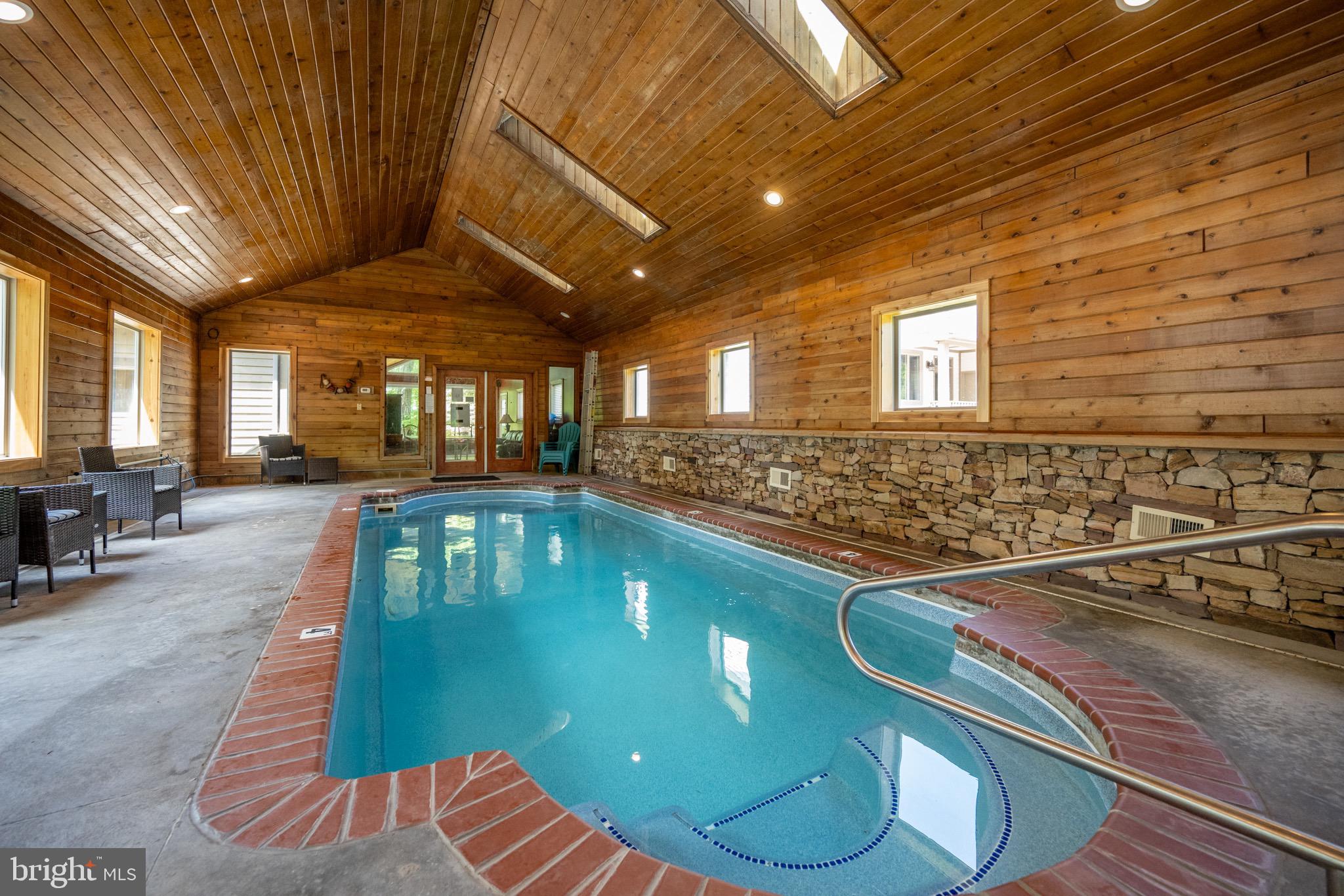 ALPINE SHORES - Residential