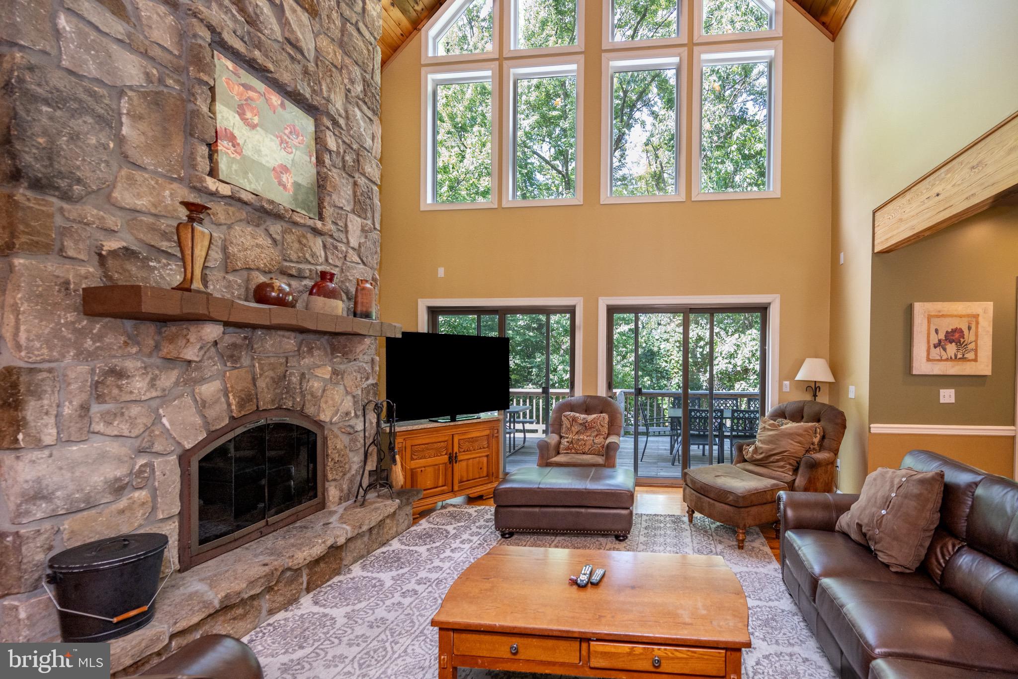 ALPINE SHORES - Residential