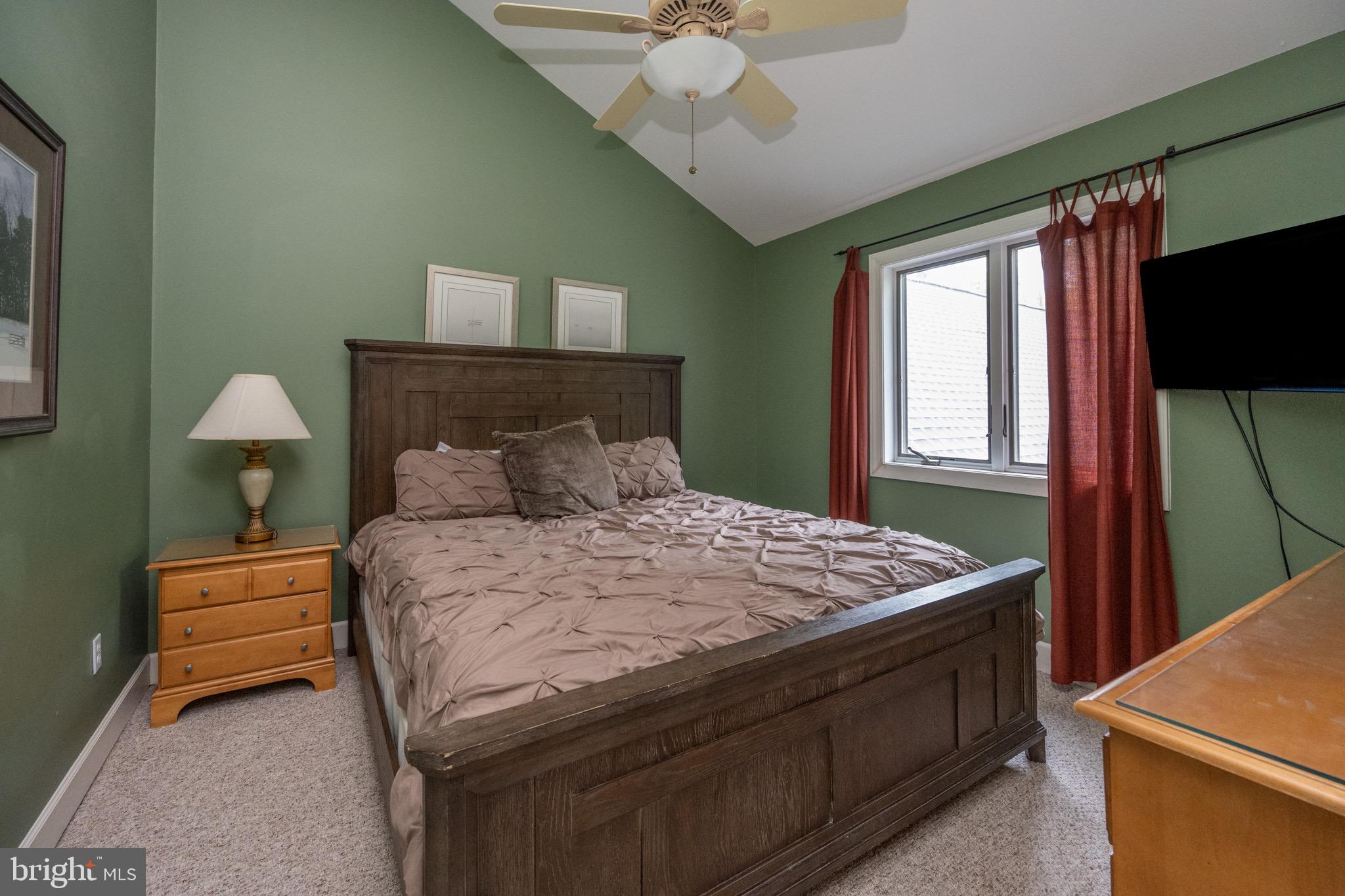 ALPINE SHORES - Residential