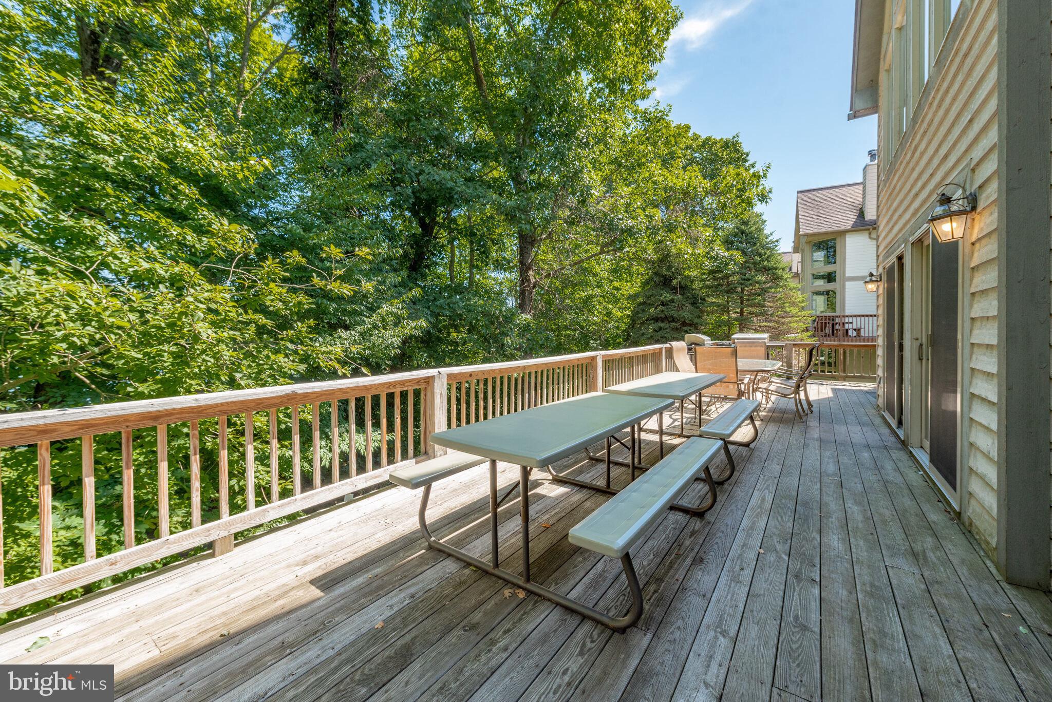 ALPINE SHORES - Residential