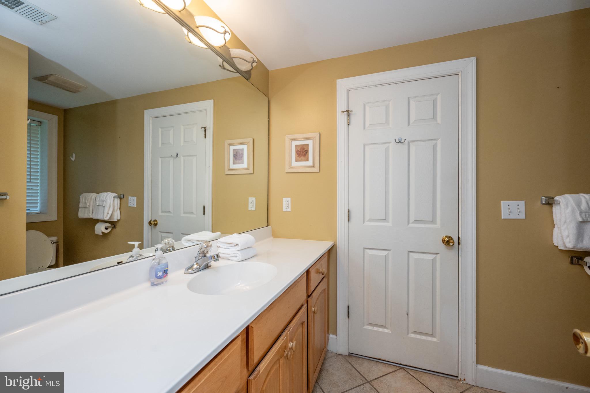 ALPINE SHORES - Residential