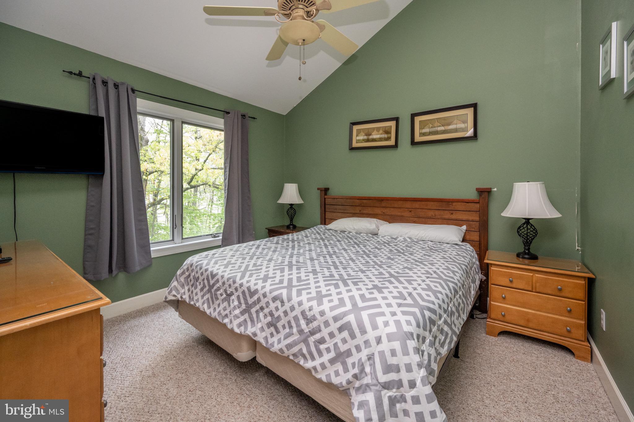 ALPINE SHORES - Residential