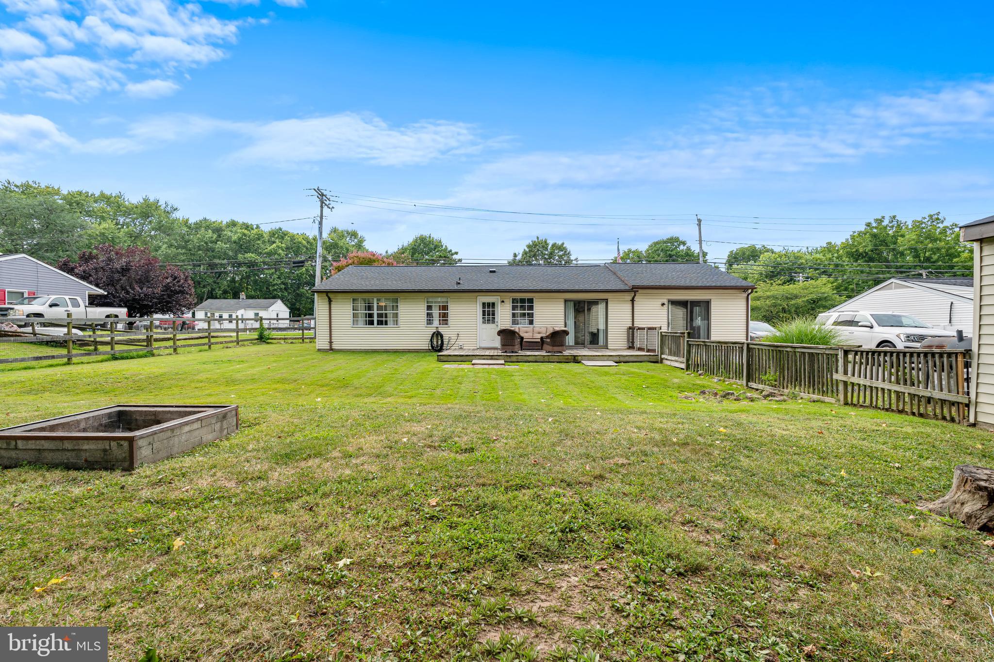 2423 LODGE FARM ROAD