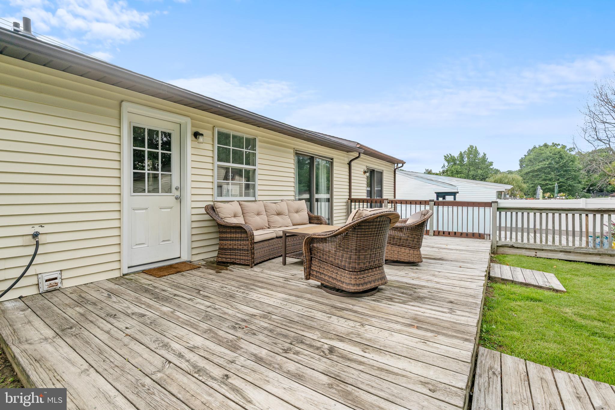2423 LODGE FARM ROAD