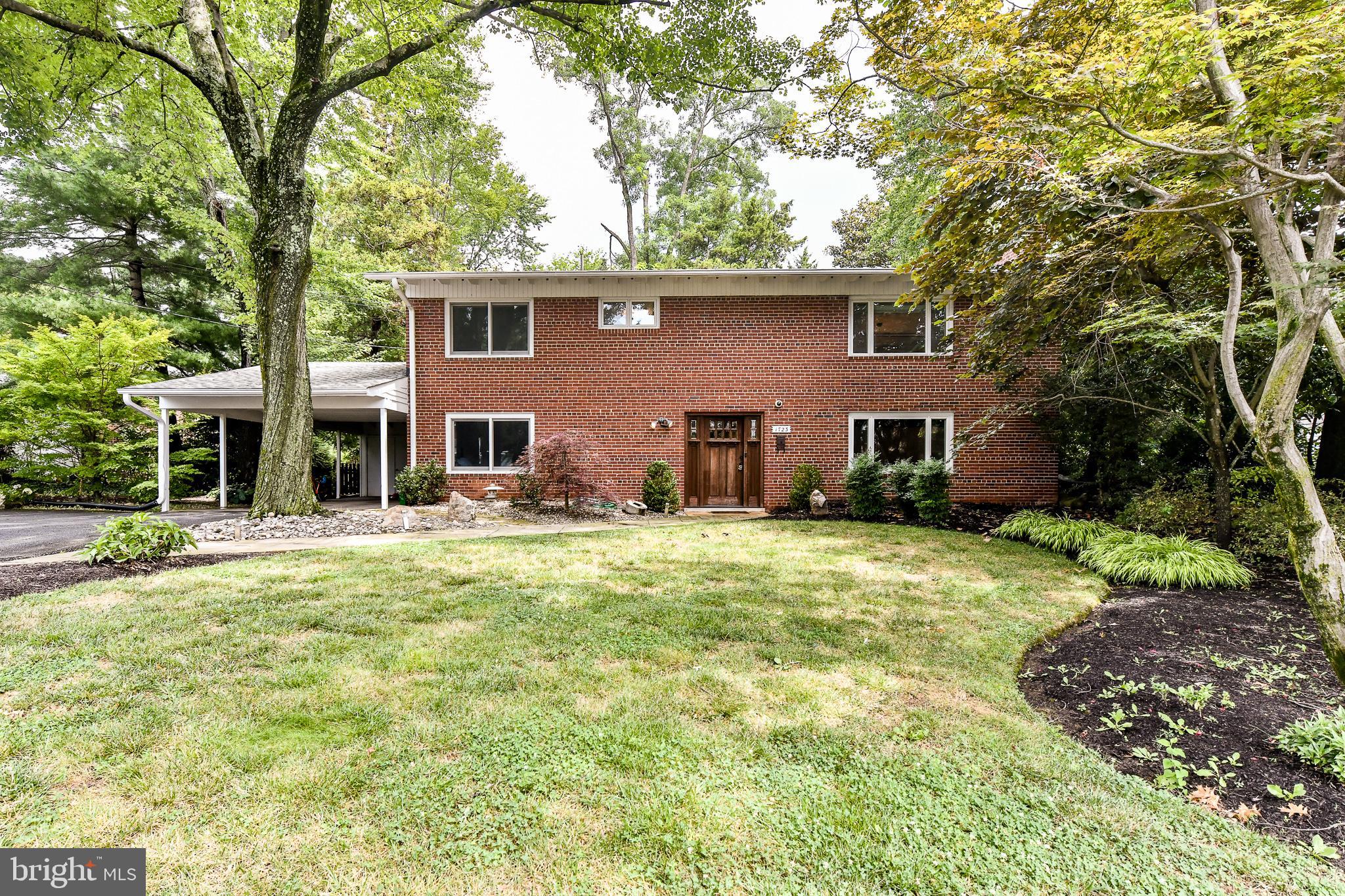 ROSEMONT - Residential Lease