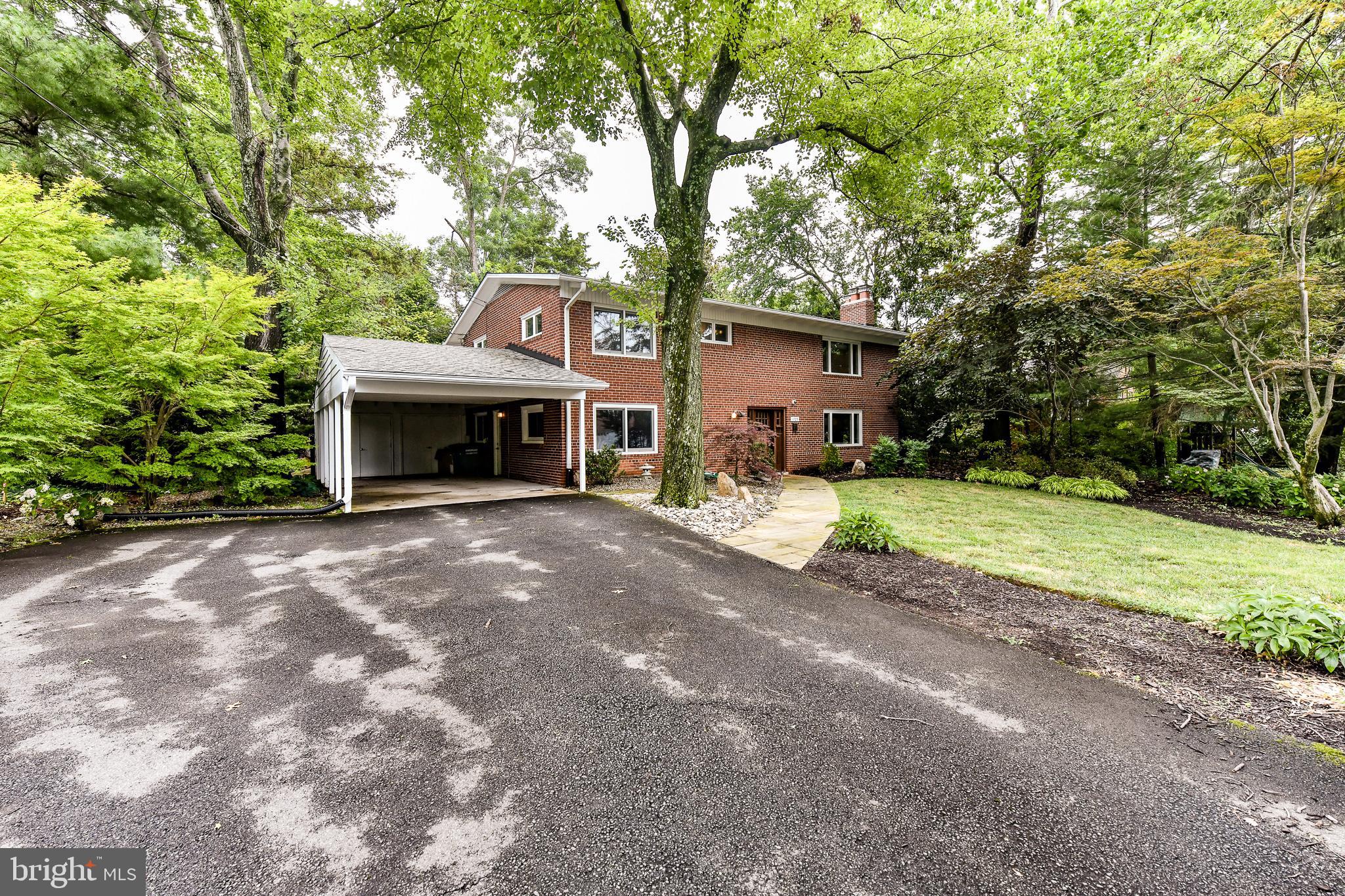 ROSEMONT - Residential Lease