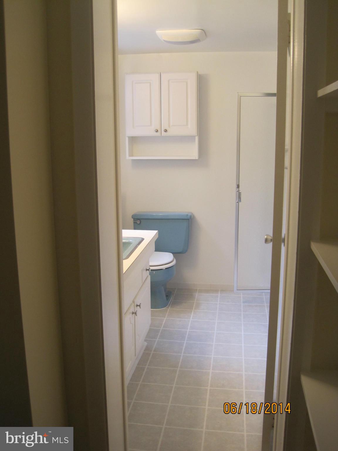 LINCOLNIA HILLS - Residential