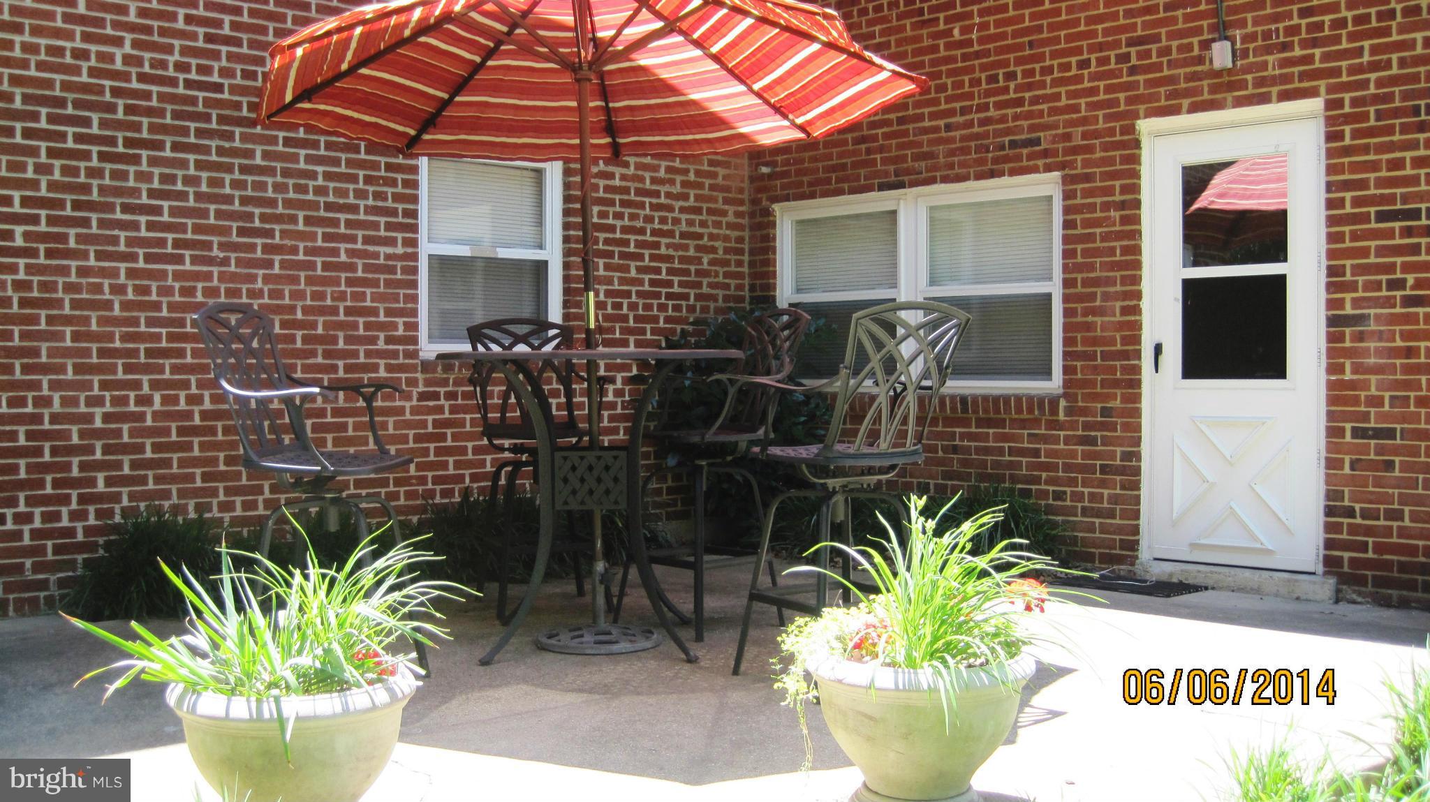 LINCOLNIA HILLS - Residential