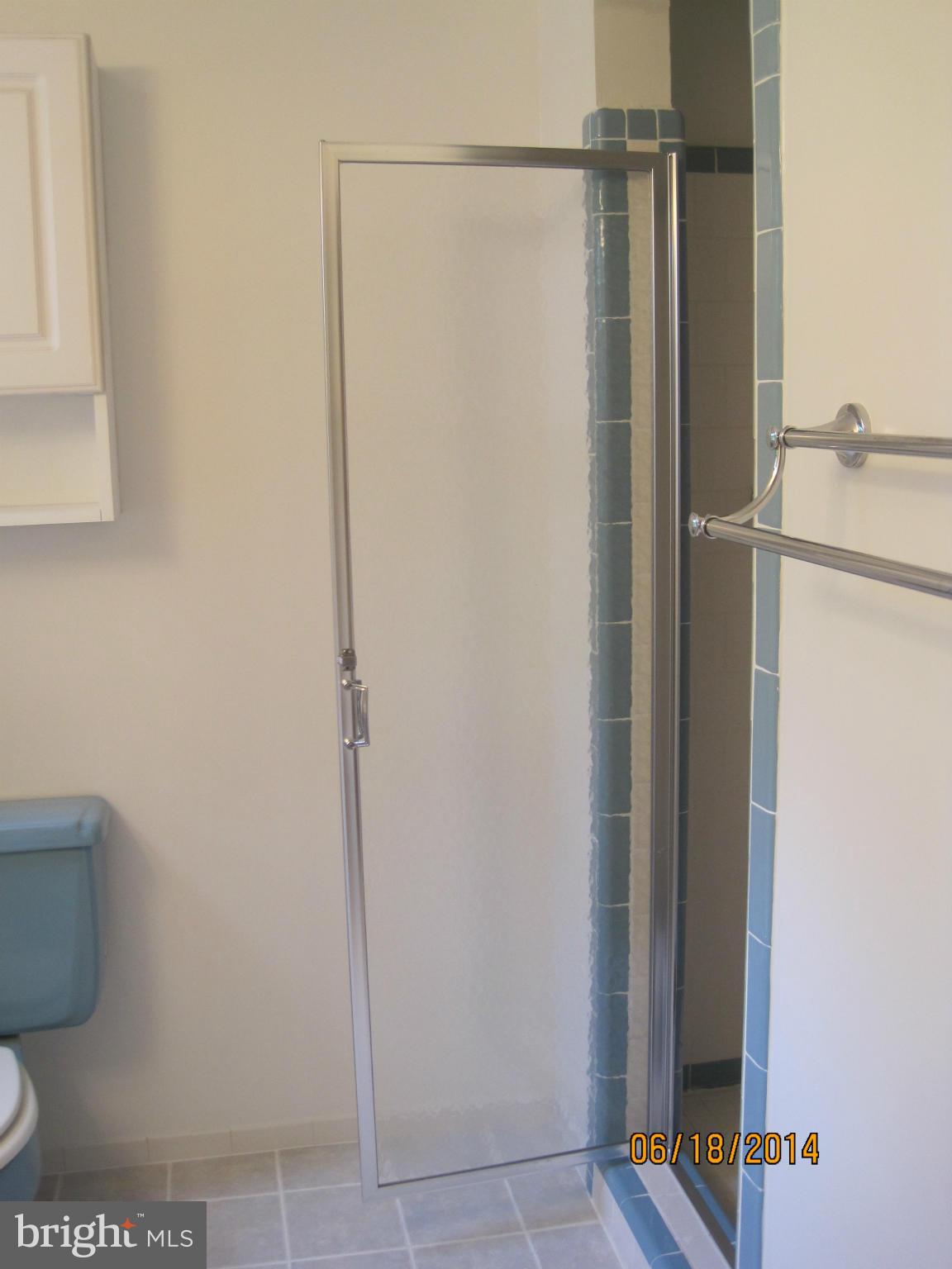 LINCOLNIA HILLS - Residential