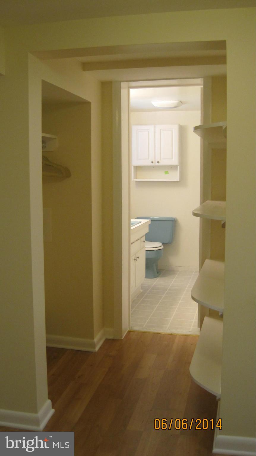 LINCOLNIA HILLS - Residential