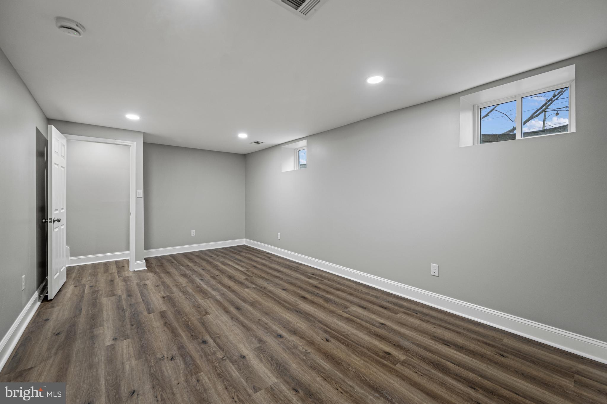 HAGERSTOWN - Residential