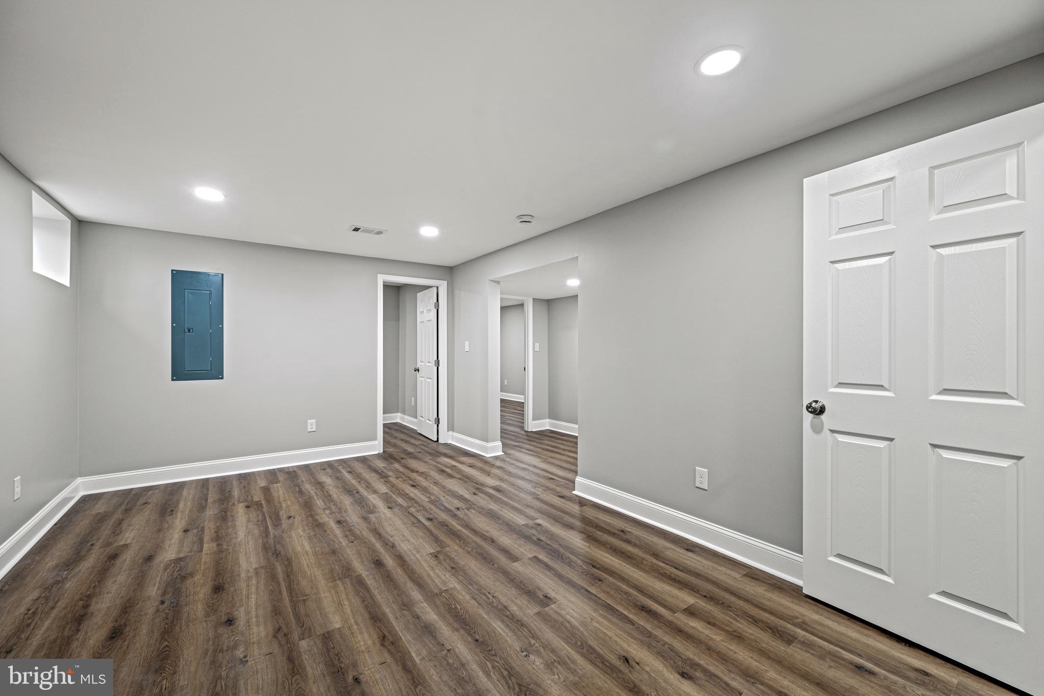 HAGERSTOWN - Residential