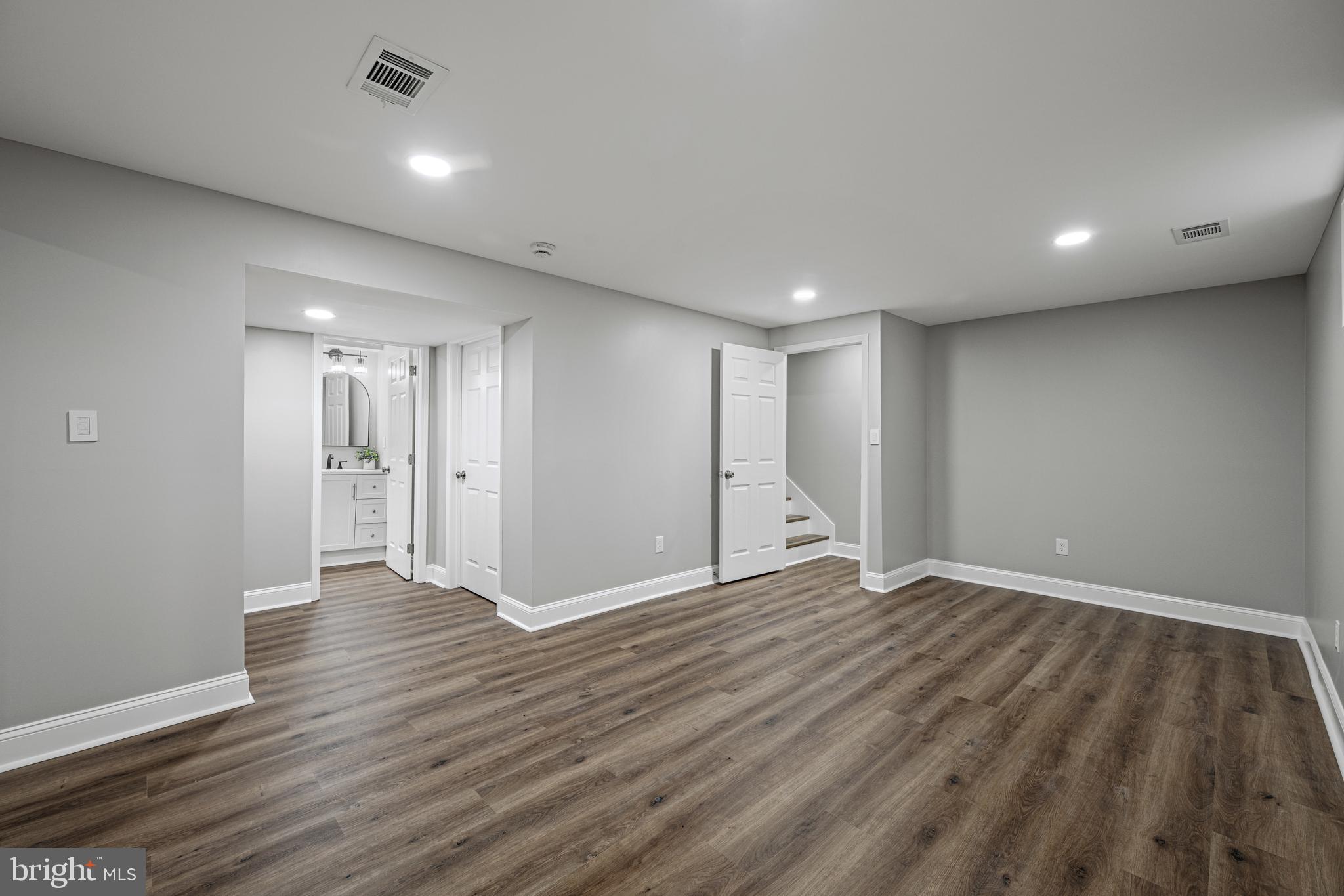 HAGERSTOWN - Residential