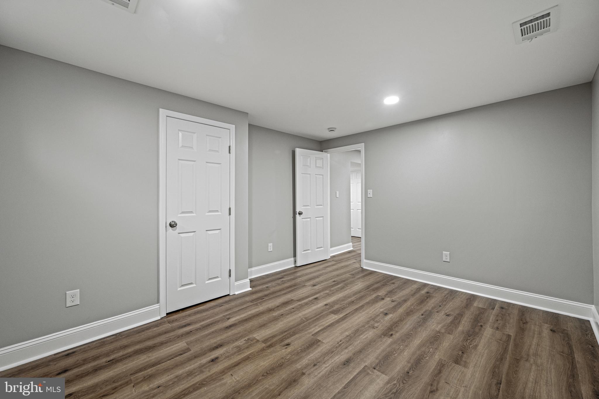 HAGERSTOWN - Residential