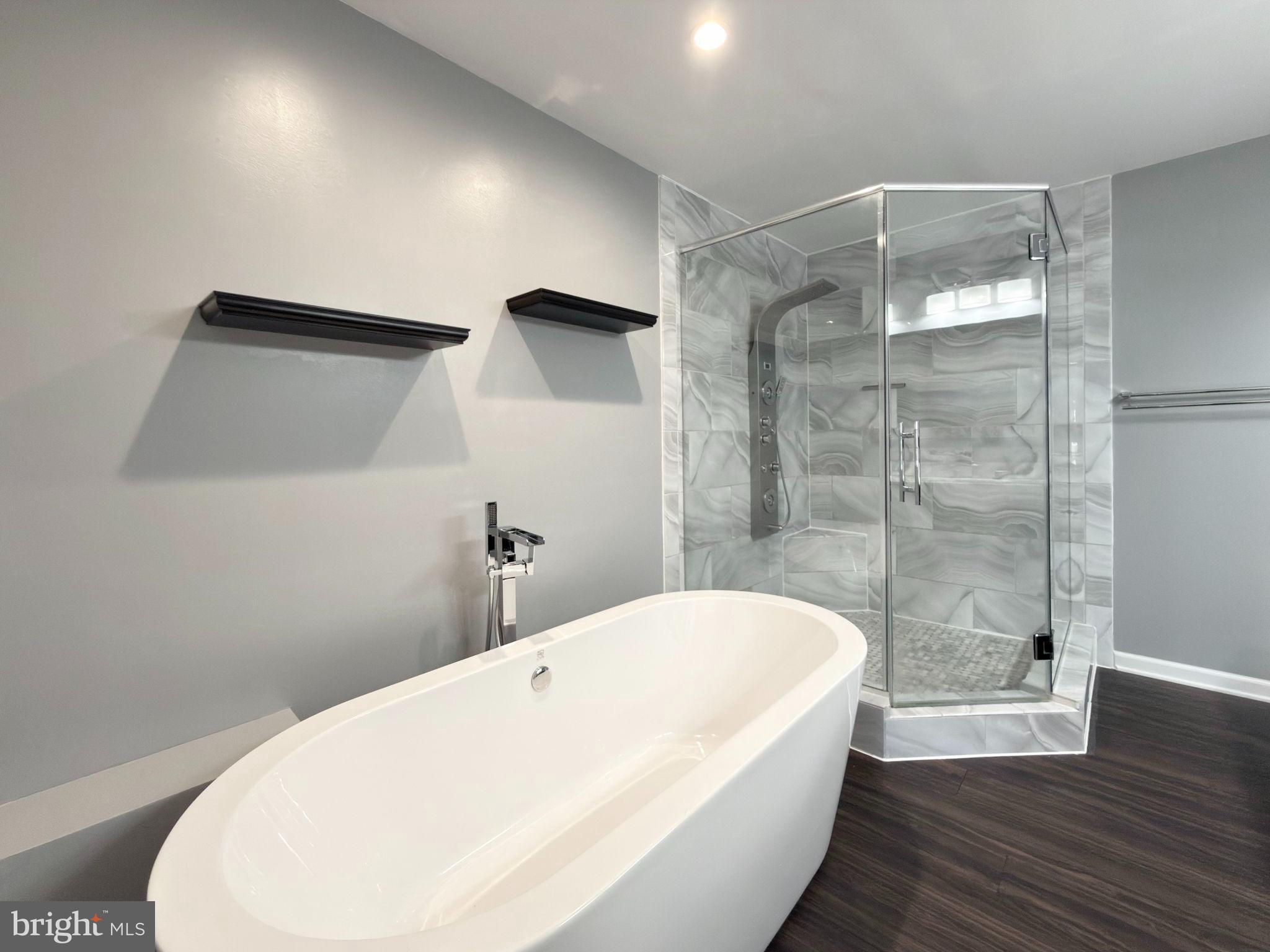 APPLE GROVE - Residential Lease