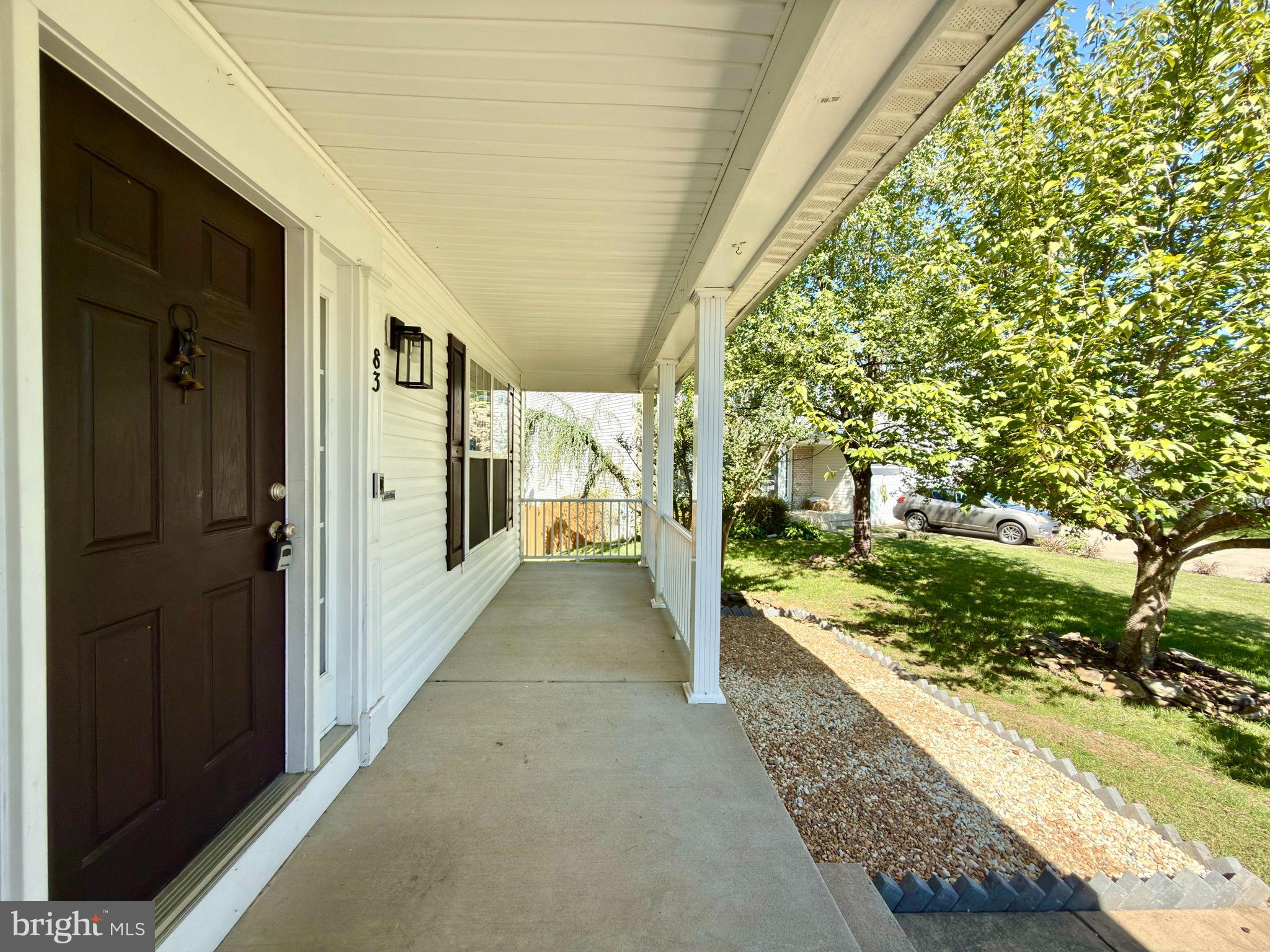 APPLE GROVE - Residential Lease