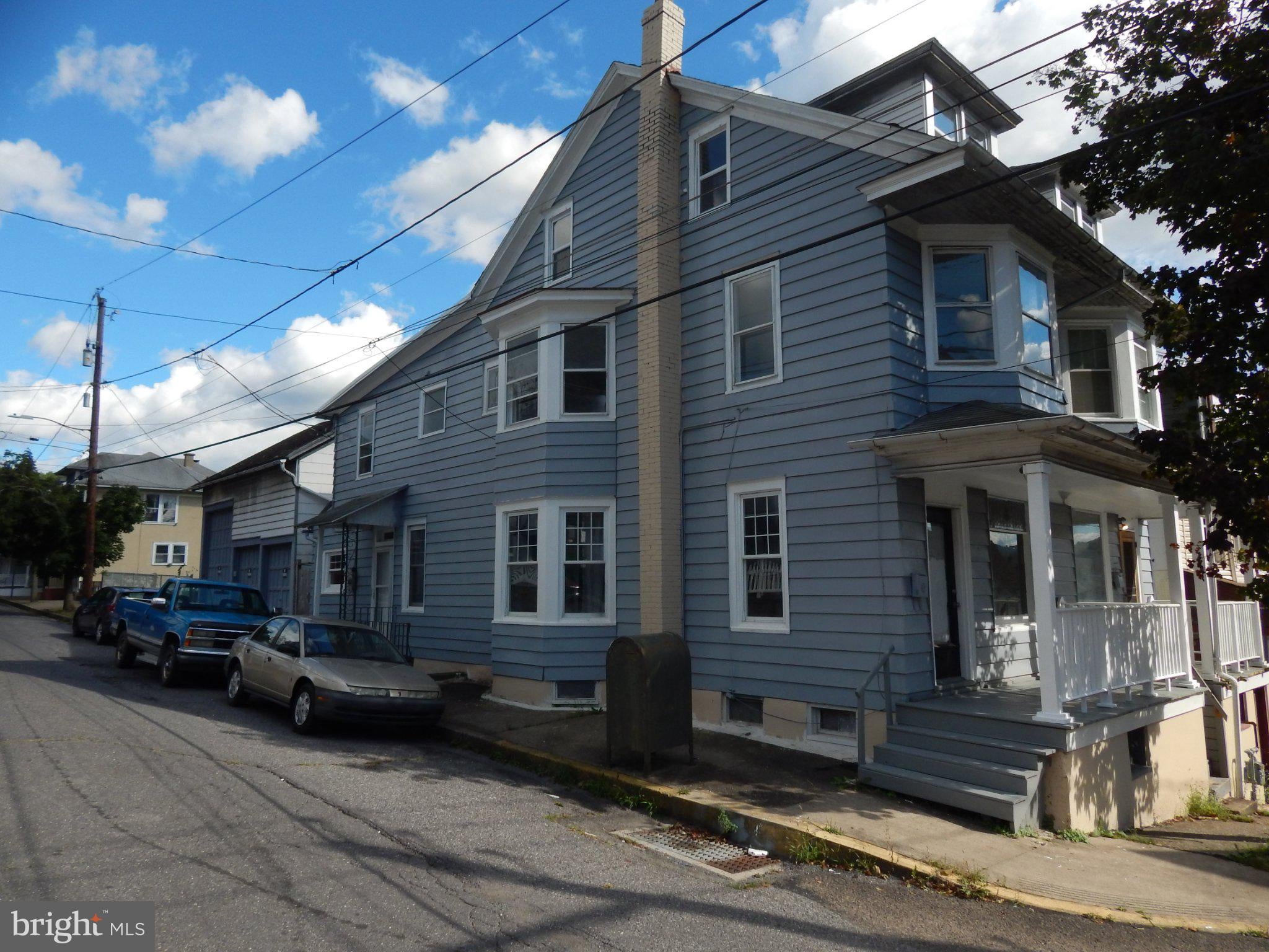927 N SHAMOKIN STREET